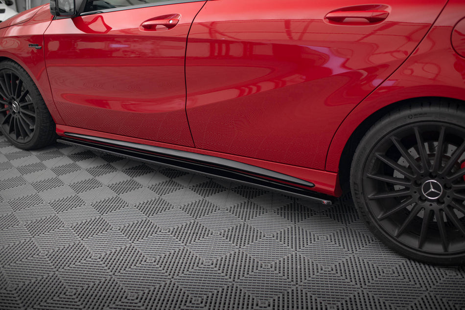 Seitenschweller Mercedes A W176 / CLA 117 AMG / CLA 117 AMG LINE Facelift