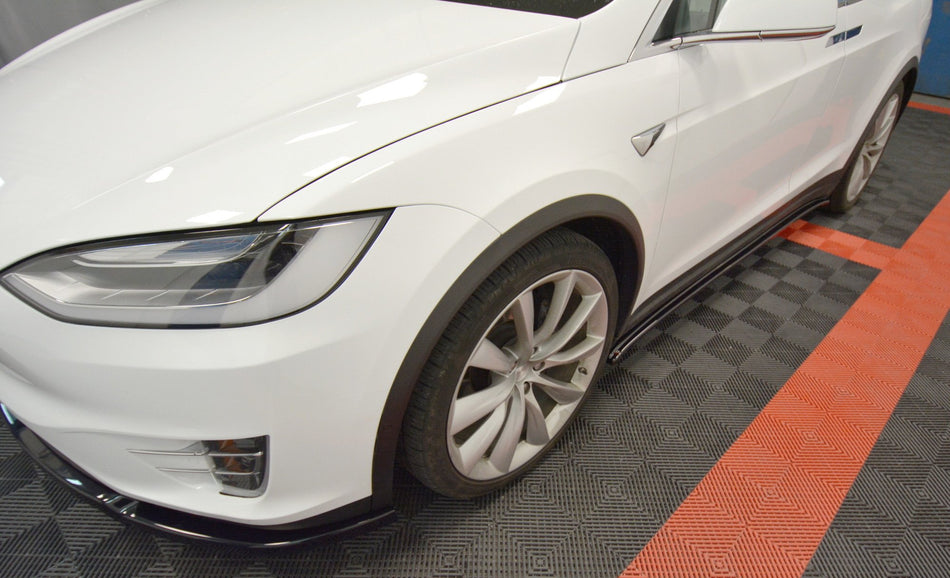 Seitenschweller V.1 Tesla Model X