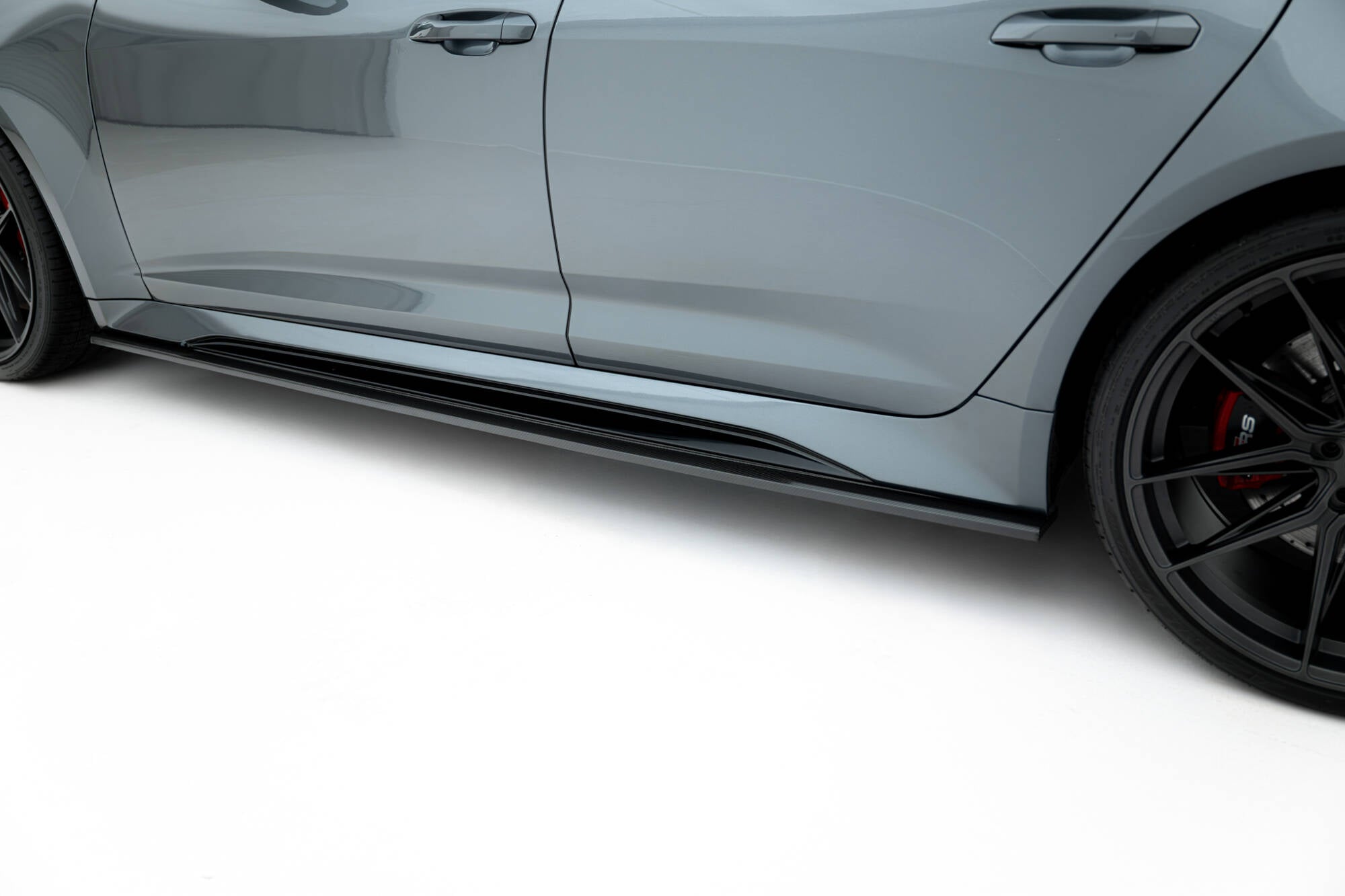 Frontspoiler Lippe Audi RS6 C8 aus Prepreg Carbon