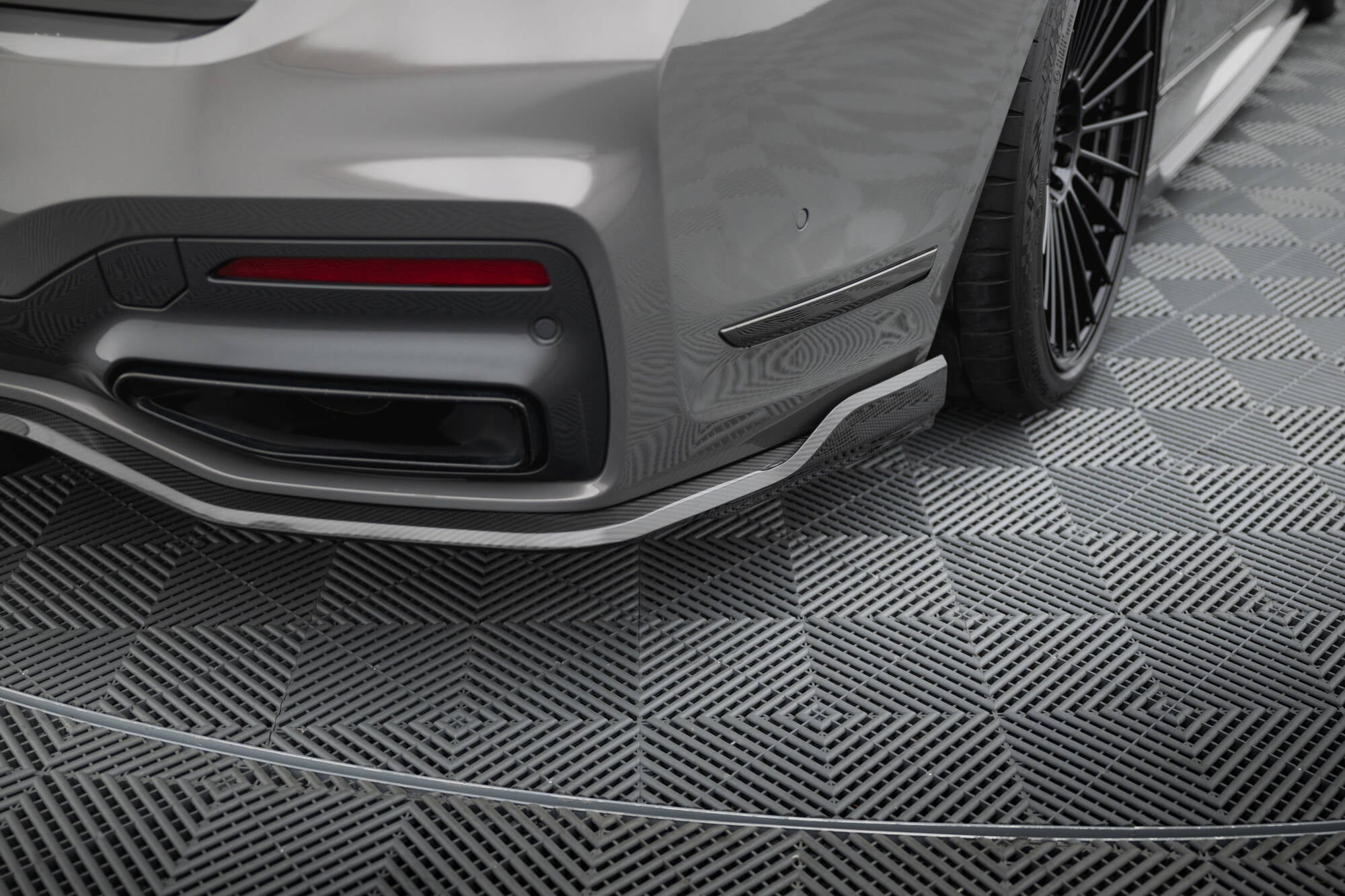 Carbon Frontspoiler Lippe BMW 7 G11 Facelift M-Pack