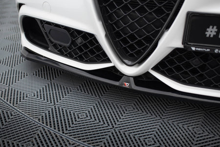 Frontspoiler Lippe, Seitenschweller und Heckdiffusor Alfa Romeo Giulia Quadrifoglio