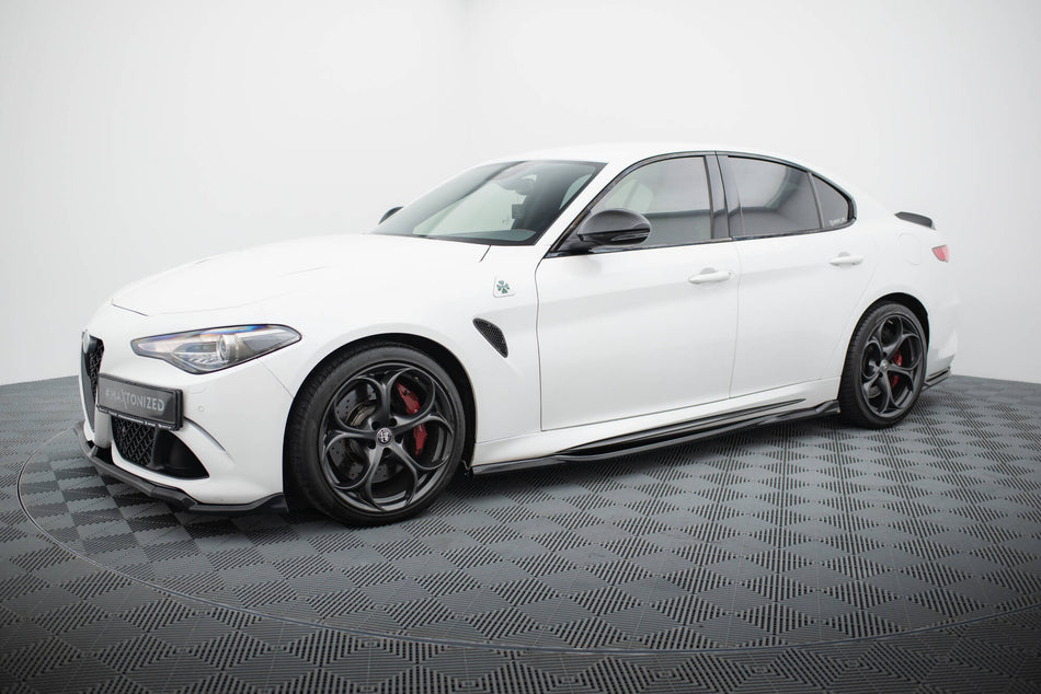 Frontspoiler Lippe, Seitenschweller und Heckdiffusor Alfa Romeo Giulia Quadrifoglio