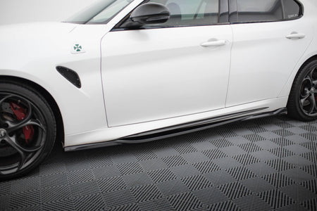 Frontspoiler Lippe, Seitenschweller und Heckdiffusor Alfa Romeo Giulia Quadrifoglio