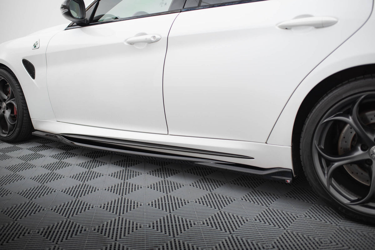 Frontspoiler Lippe, Seitenschweller und Heckdiffusor Alfa Romeo Giulia Quadrifoglio
