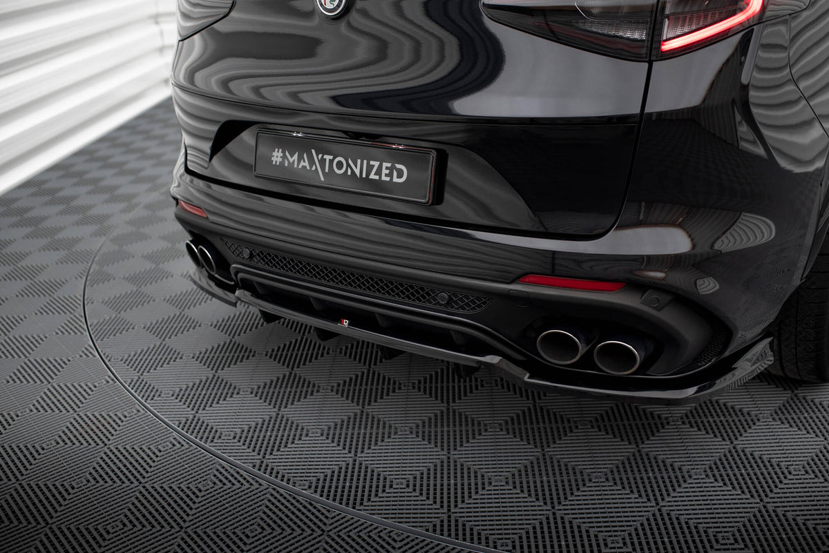 Frontspoiler Lippe, Seitenschweller, Heckdiffusor Alfa Romeo Stelvio Quadrifoglio MK1