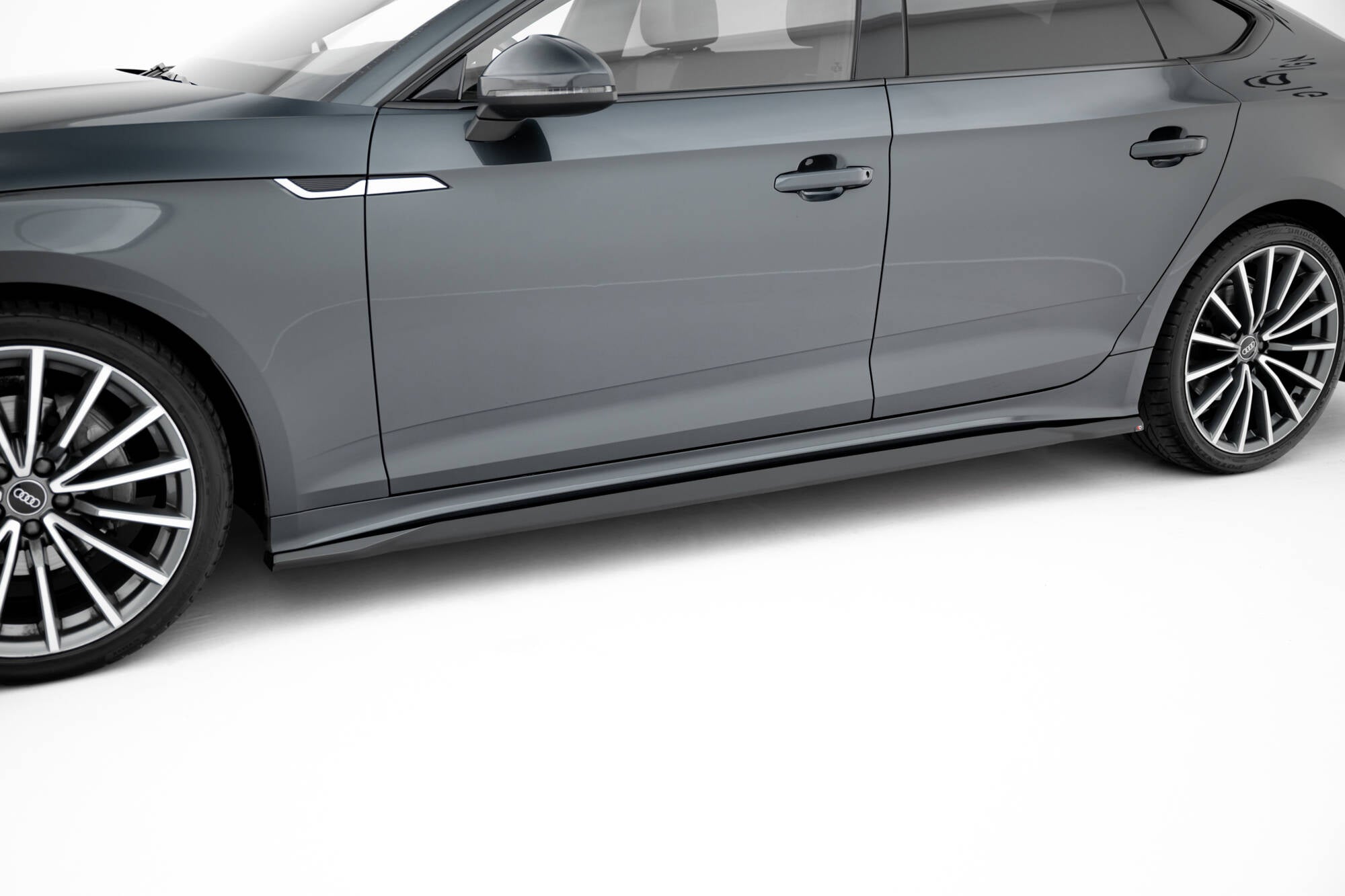 Frontspoiler Lippe + Seitenschweller + Heckdiffusor Audi A5 Sportback F5 Facelift