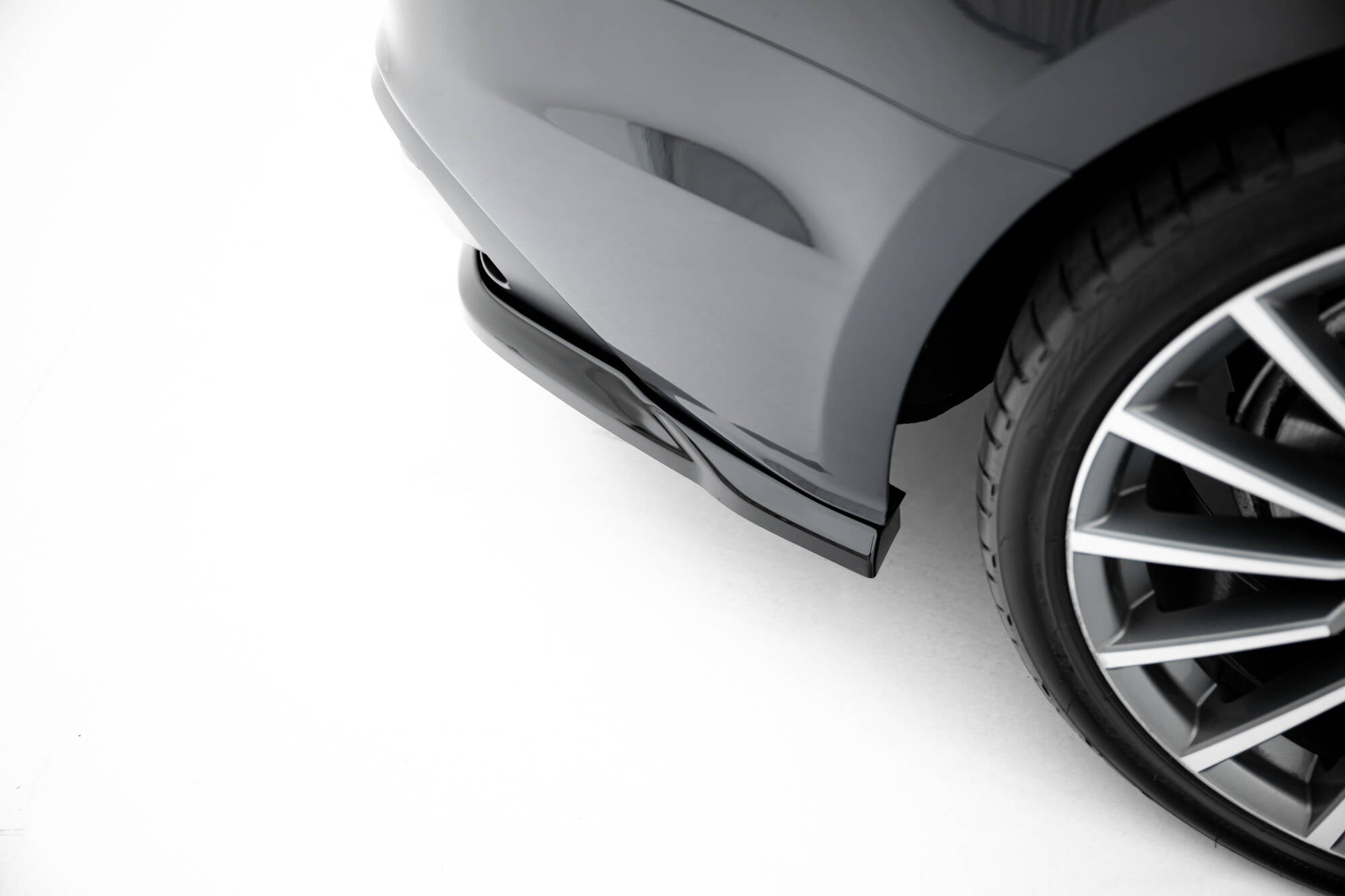 Frontspoiler Lippe + Seitenschweller + Heckdiffusor Audi A5 Sportback F5 Facelift
