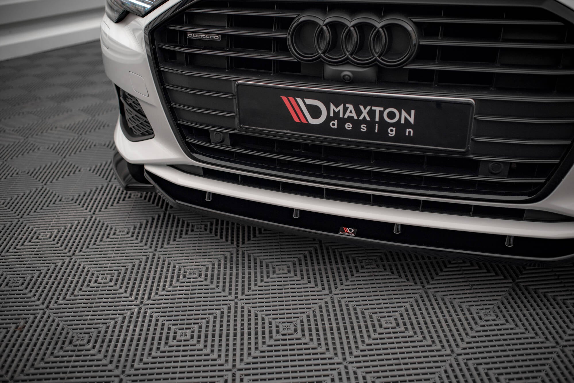 Frontspoiler Lippe, Seitenschweller und Heckdiffusor für Audi A6 Sedan C8