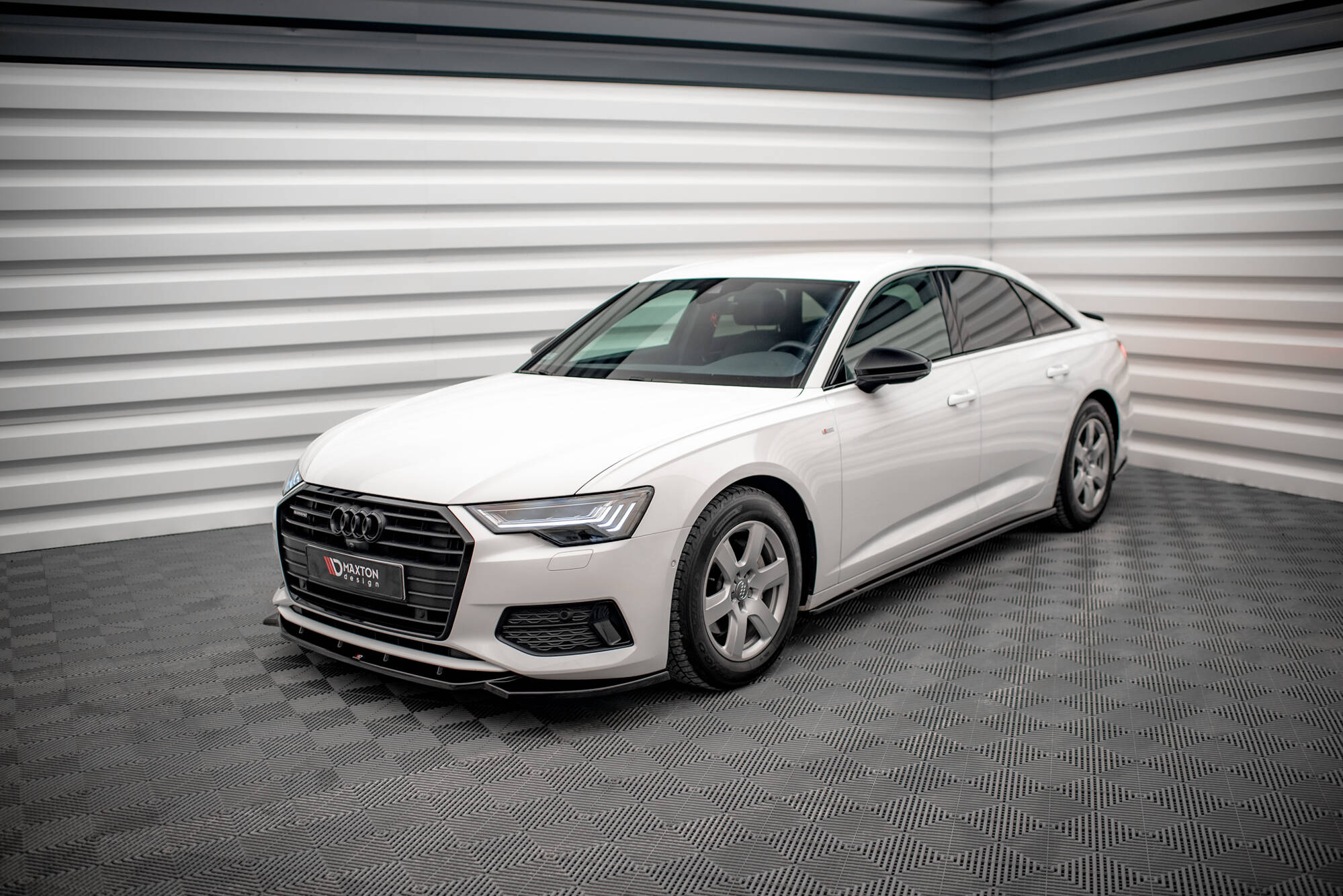 Frontspoiler Lippe, Seitenschweller und Heckdiffusor für Audi A6 Sedan C8