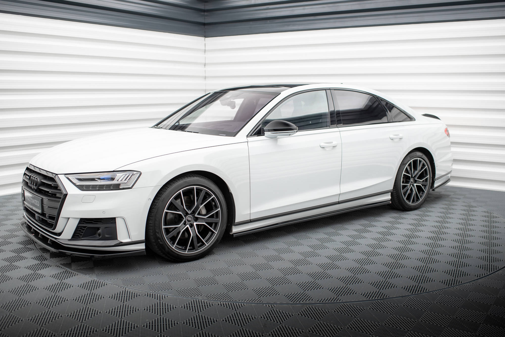 Frontspoiler Lippe, Seitenschweller und Heckdiffusor Audi A8 S-Line D5