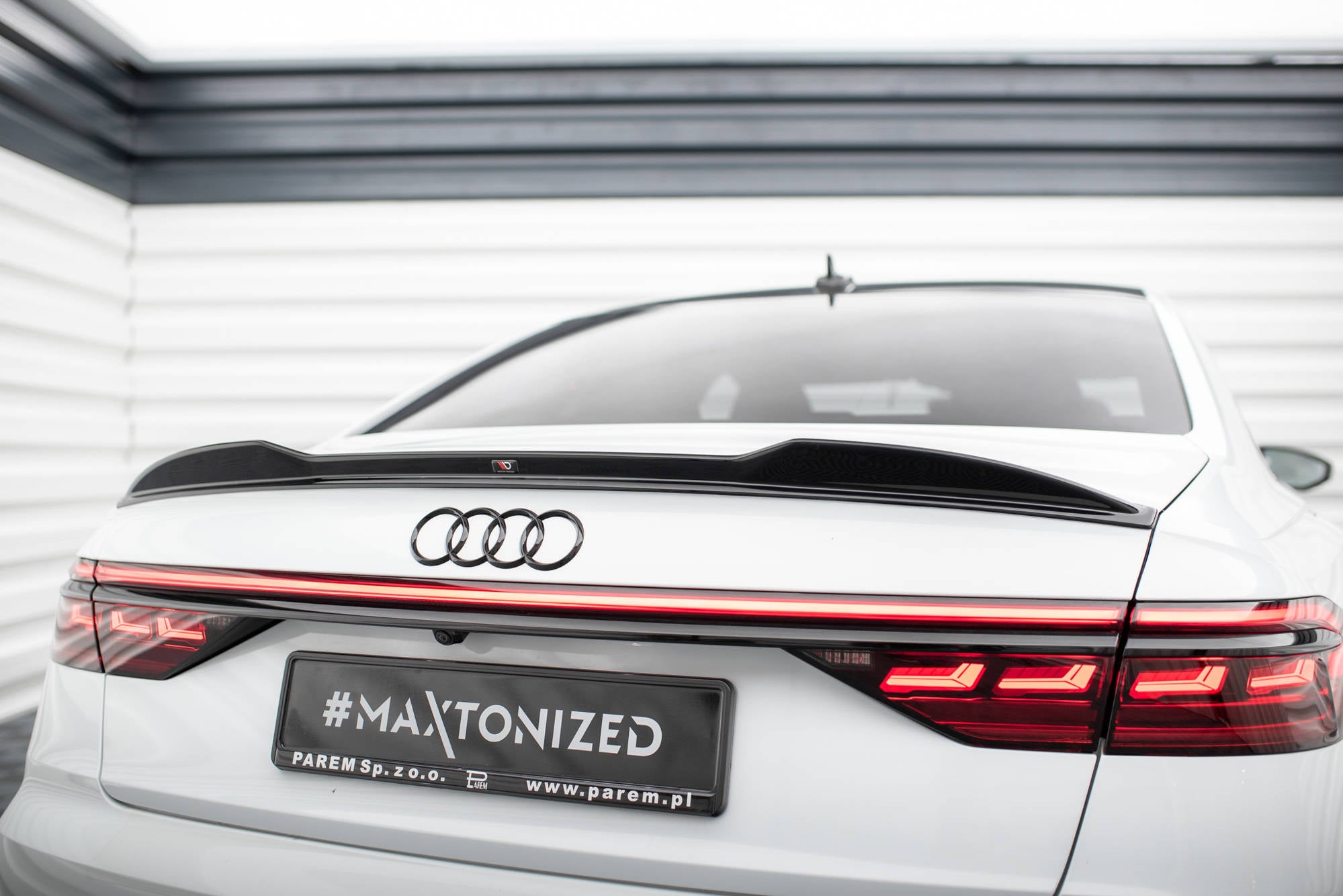 Frontspoiler Lippe, Seitenschweller und Heckdiffusor Audi A8 S-Line D5