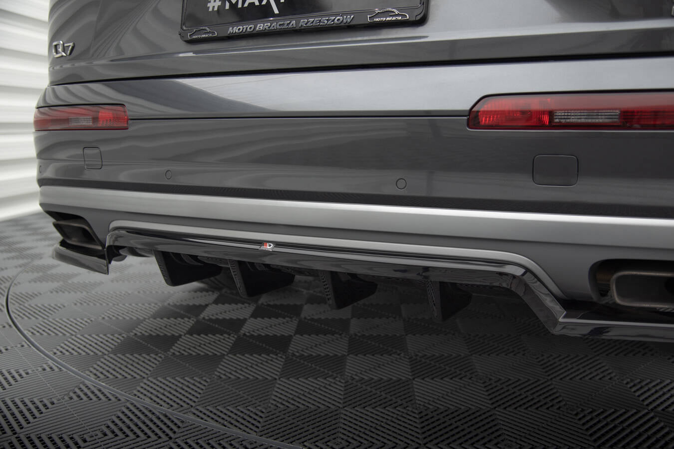 Frontspoiler Lippe, Seitenschweller und Heckdiffusor für Audi Q7 Mk2