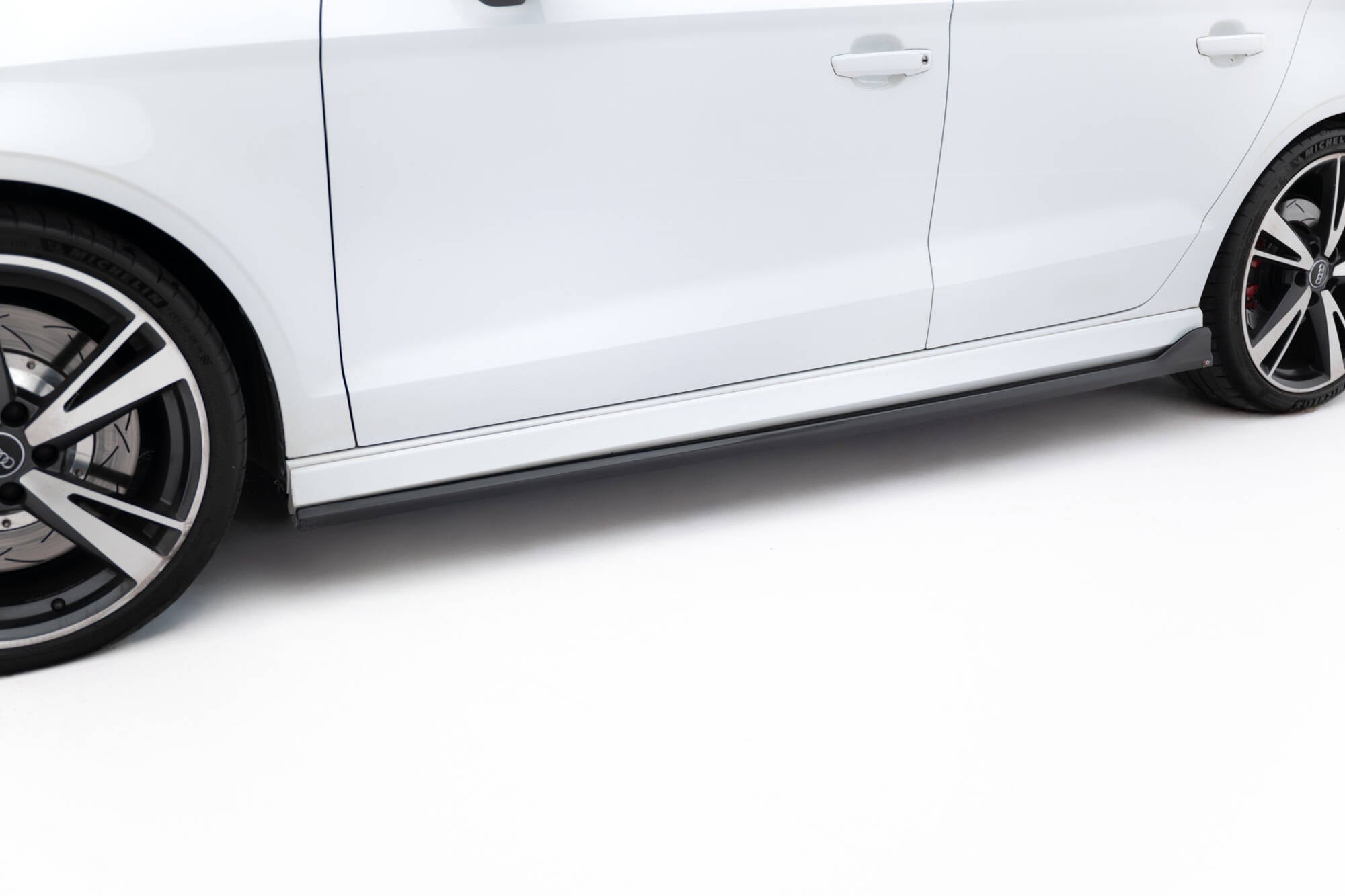 Frontspoiler Lippe Audi RS3 Sedan 8V Facelift