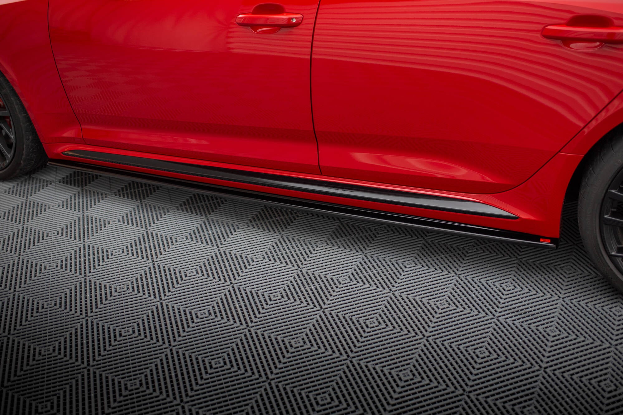 Frontspoiler Lippe, Seitenschweller, Heckdiffusor Audi RS4 B9 Facelift