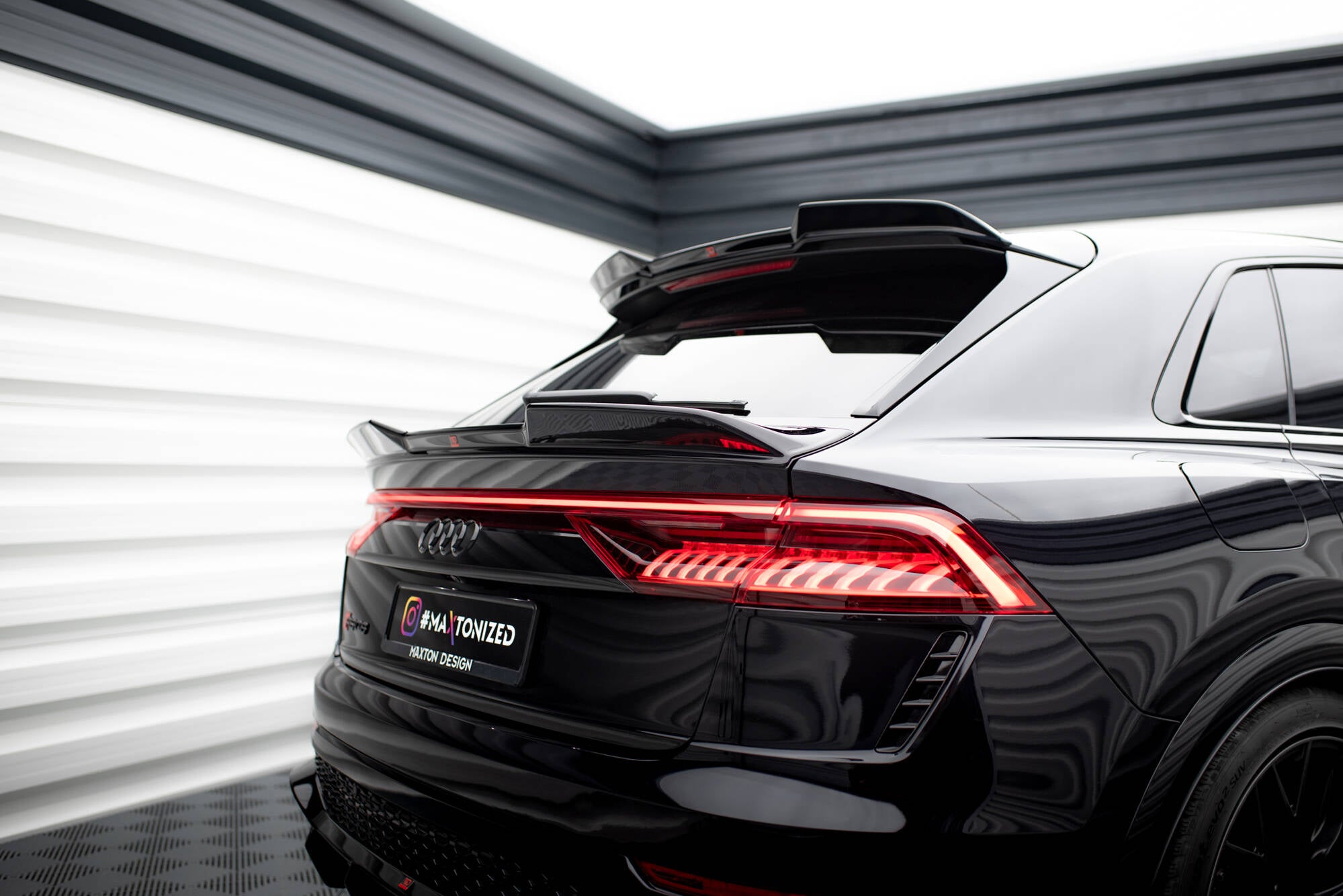 Frontspoiler Lippe und Heckdiffusor Audi RSQ8 Mk1