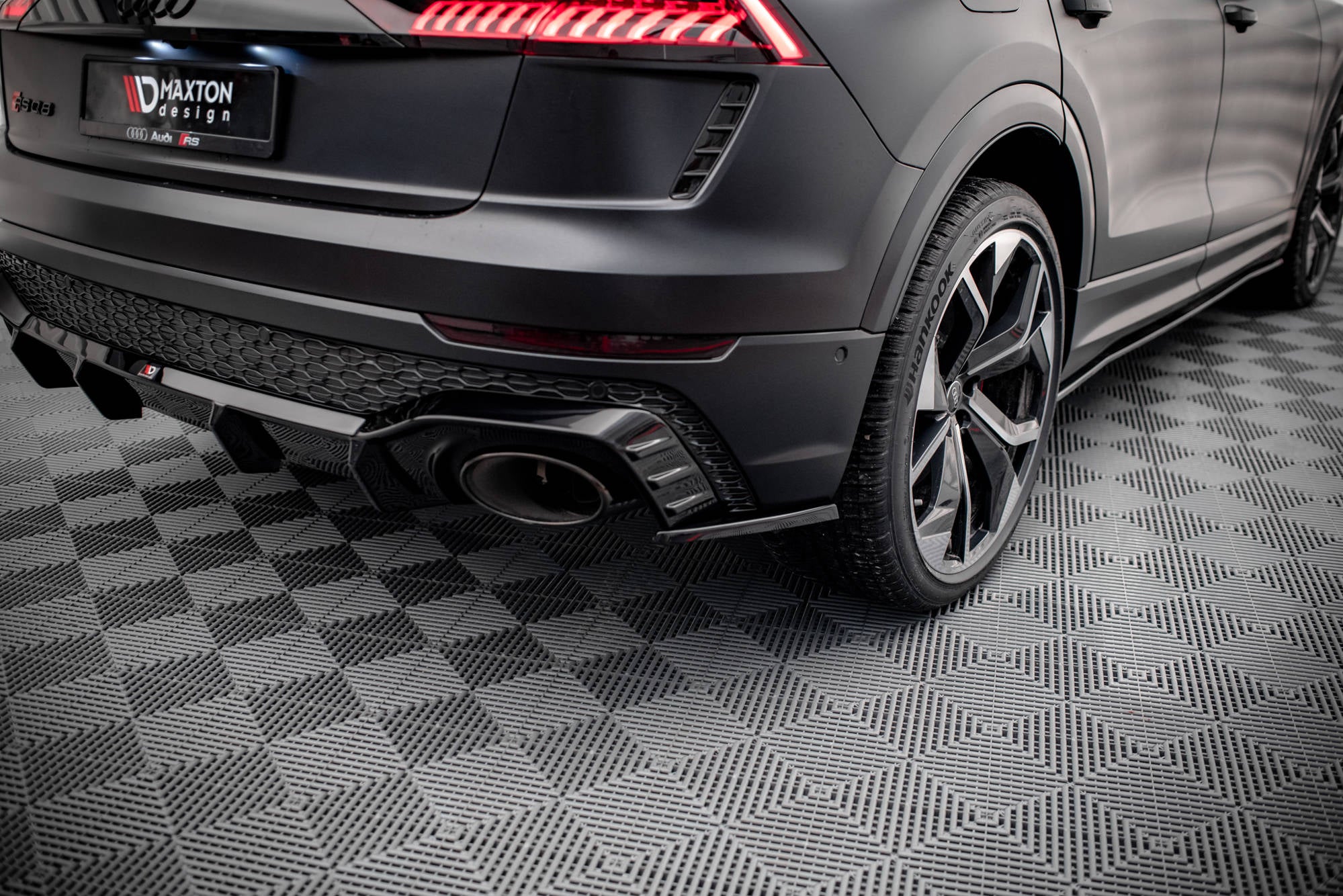Frontspoiler Lippe und Heckdiffusor Audi RSQ8 Mk1