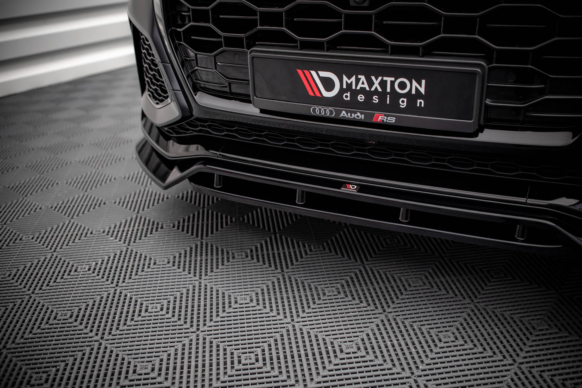 Frontspoiler Lippe und Heckdiffusor Audi RSQ8 Mk1