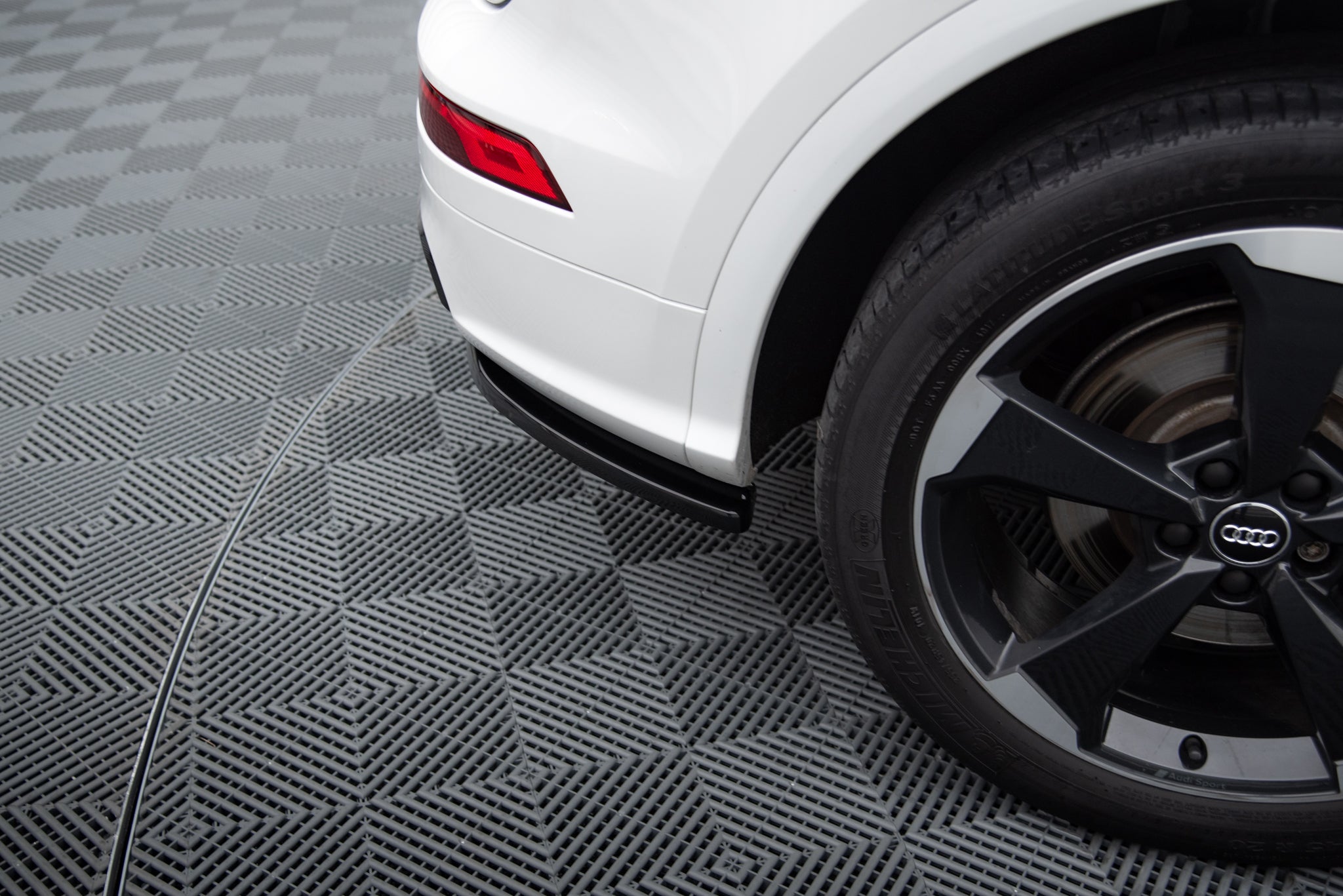 Frontspoiler Lippe, Seitenschweller, Heckdiffusor Audi Sq5/q5 S-Line MK2