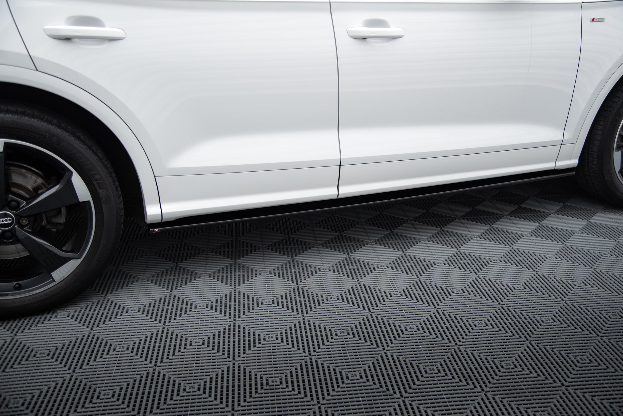 Frontspoiler Lippe, Seitenschweller, Heckdiffusor Audi Sq5/q5 S-Line MK2