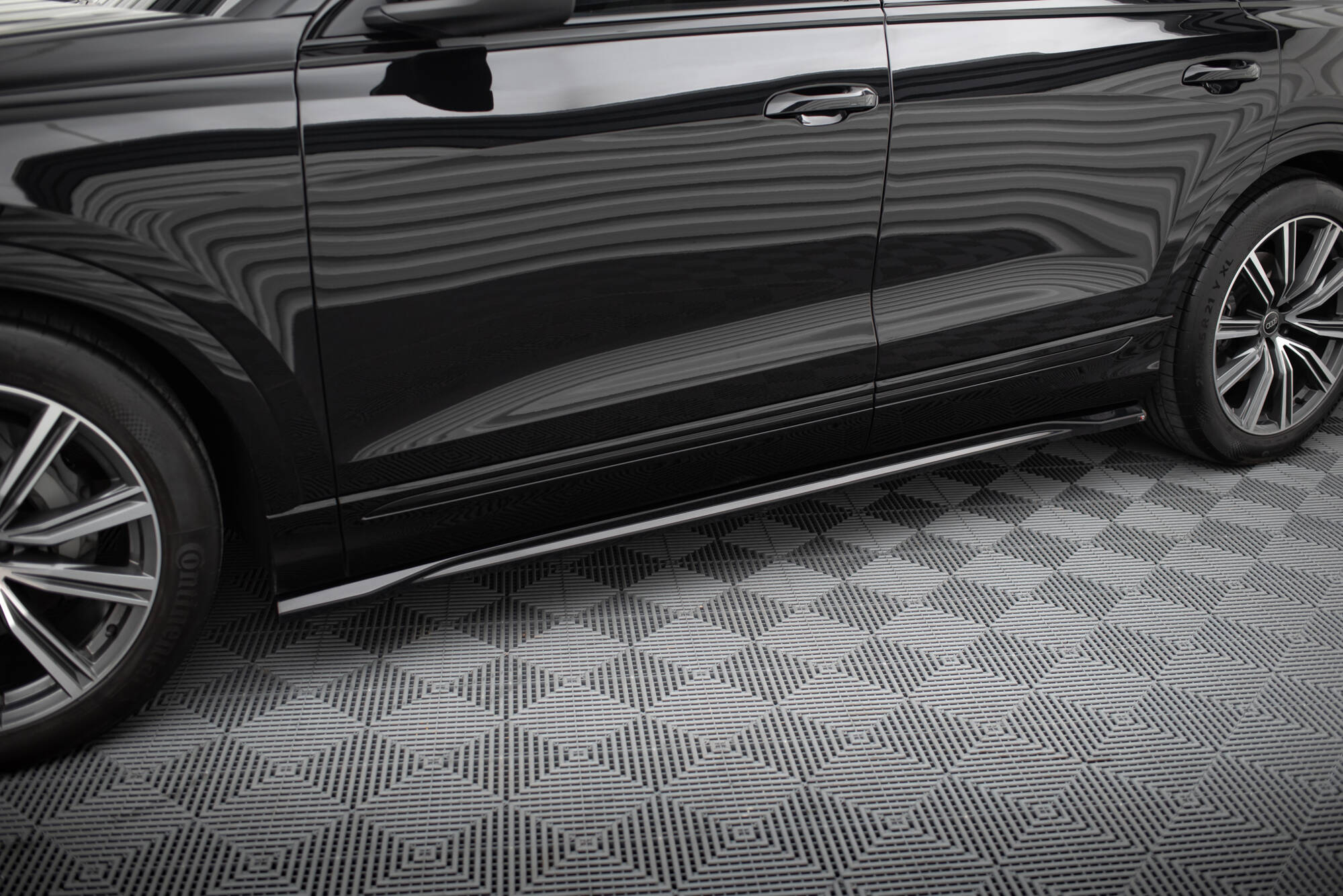 Frontspoiler Lippe Audi SQ8 / Q8 S-Line Mk1 Facelift Satz