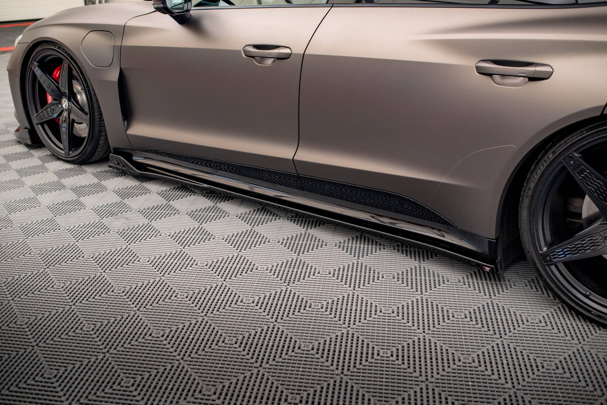 Frontspoiler Lippe Audi e-Tron GT Mk1