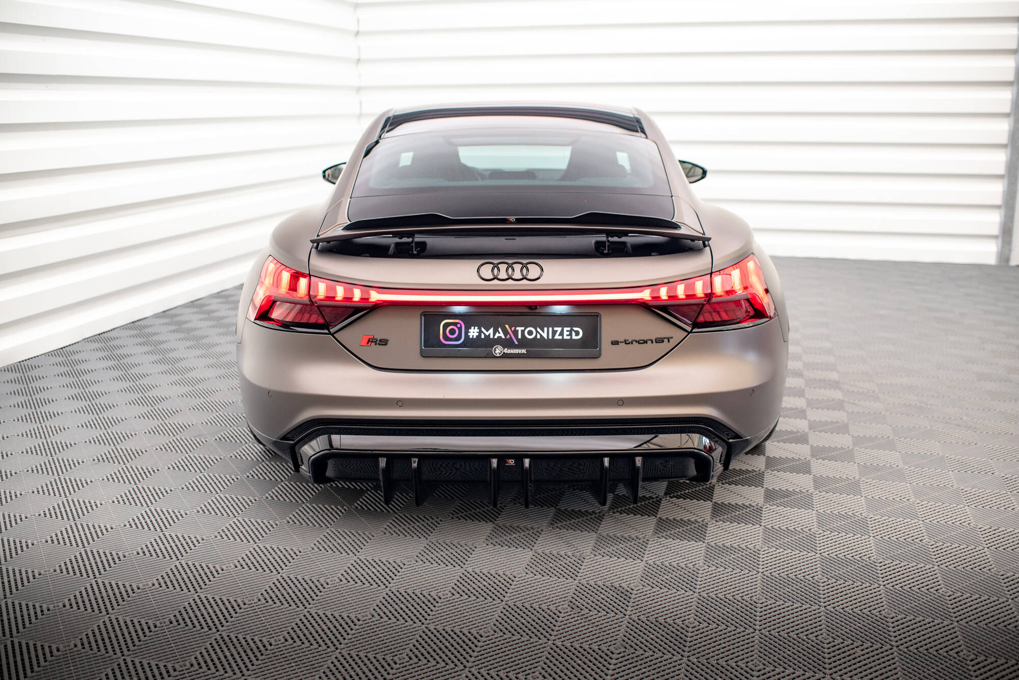 Frontspoiler Lippe Audi e-Tron GT Mk1