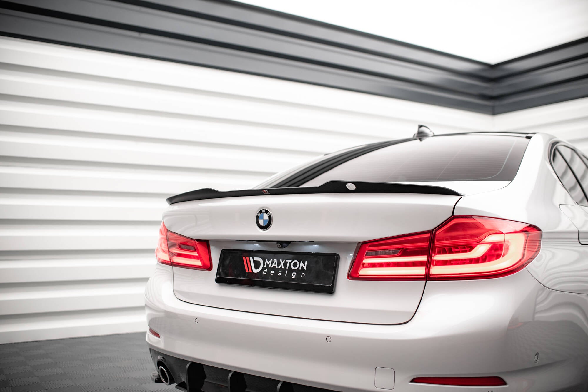 Frontspoiler Lippe, Seitenschweller und Heckdiffusor BMW 5 Sedan G30