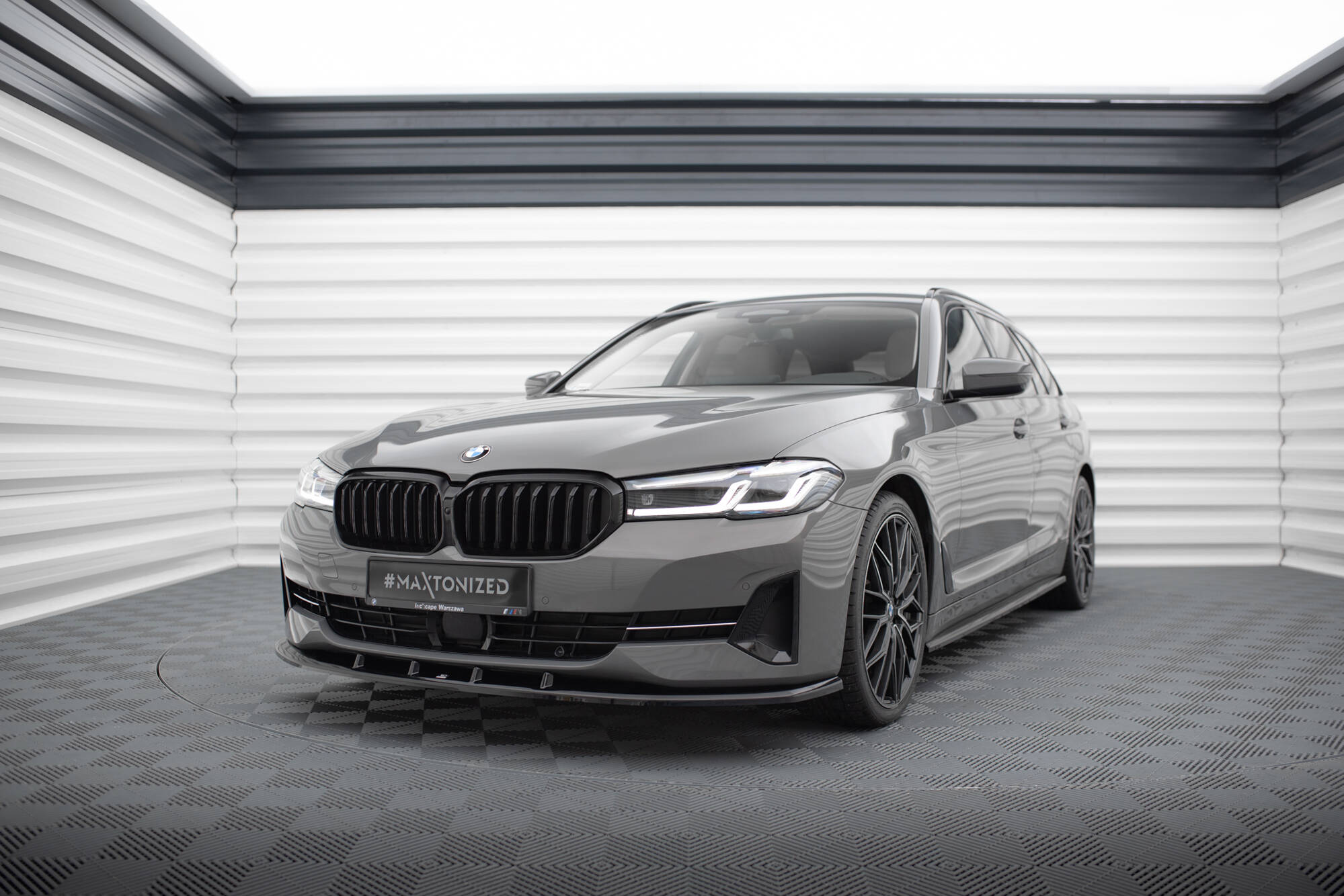 Frontspoiler Lippe, Seitenschweller, Heckdiffusor, Heckseiten Flaps BMW 5 Touring G31