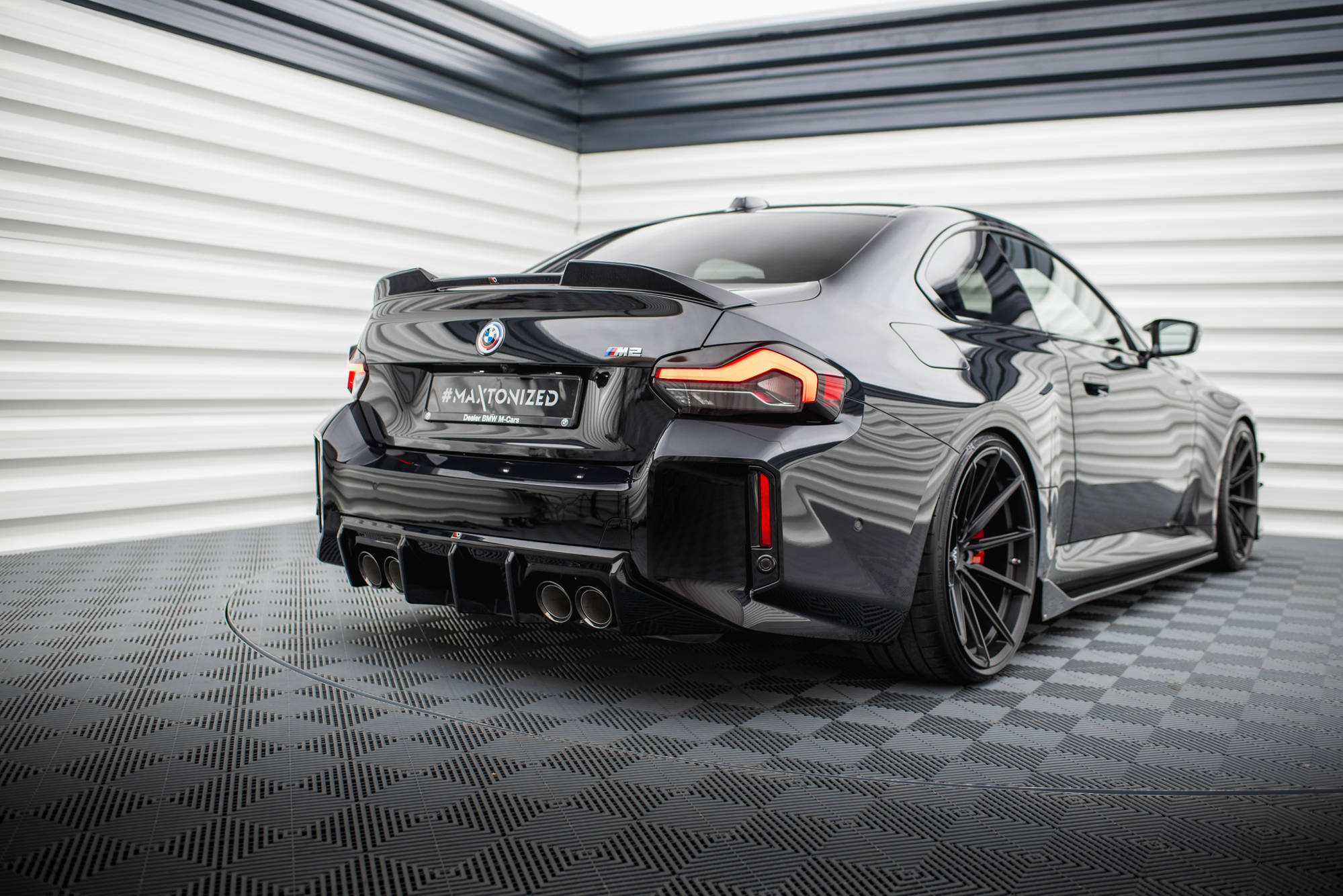 Frontspoiler Lippe, Seitenschweller und Heckdiffusor BMW M2 G87