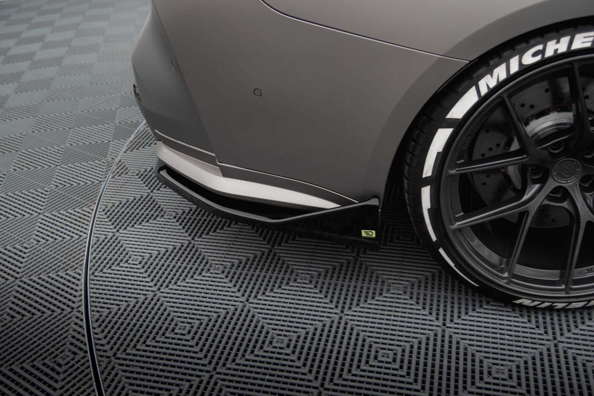 Frontspoiler Lippe, Seitenschweller und Heckdiffusor Satz BMW M4 Coupe G82 G82 Facelift