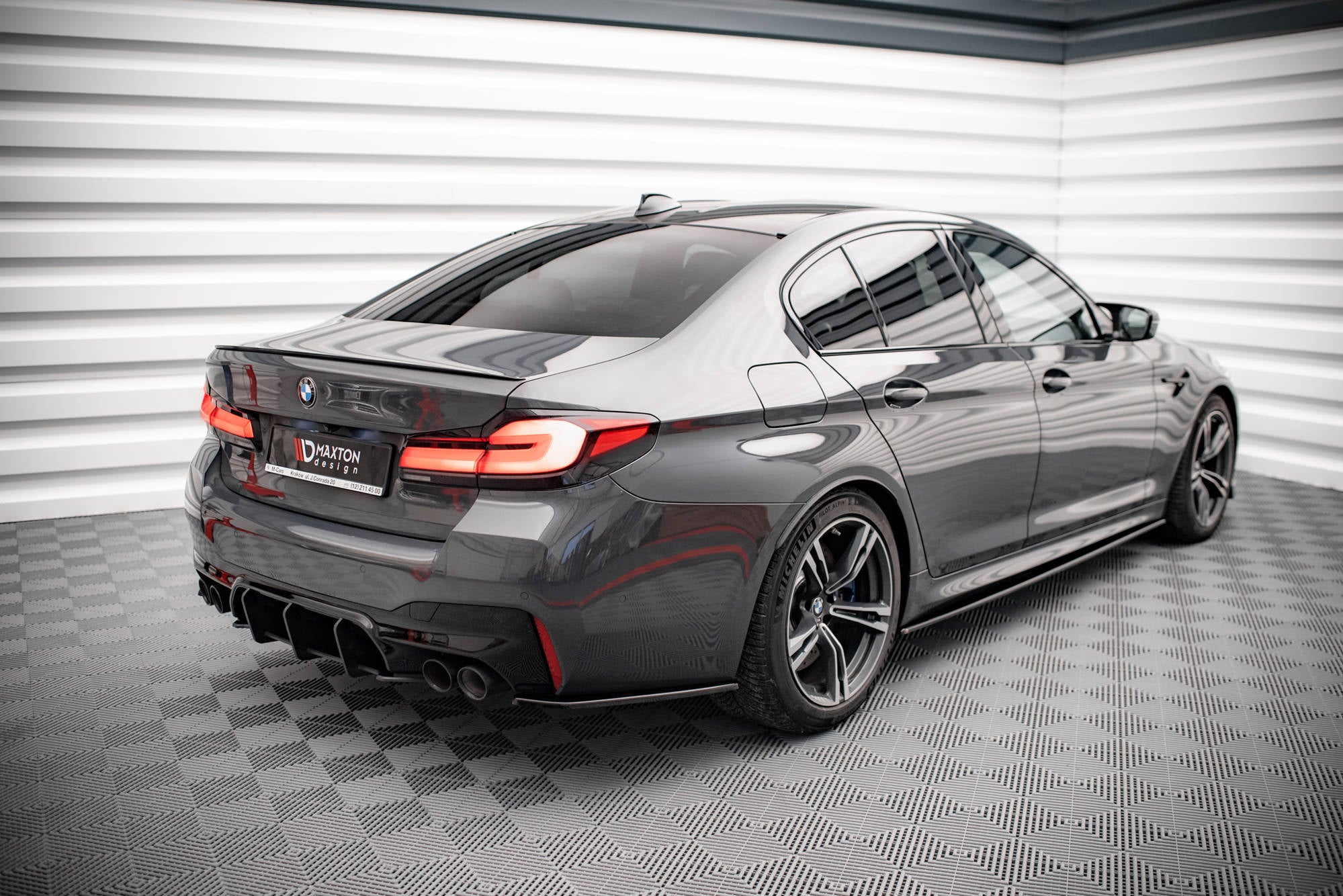 Frontspoiler Lippe, Seitenschweller, Heckdiffusor Satz BMW M5 F90 Facelift
