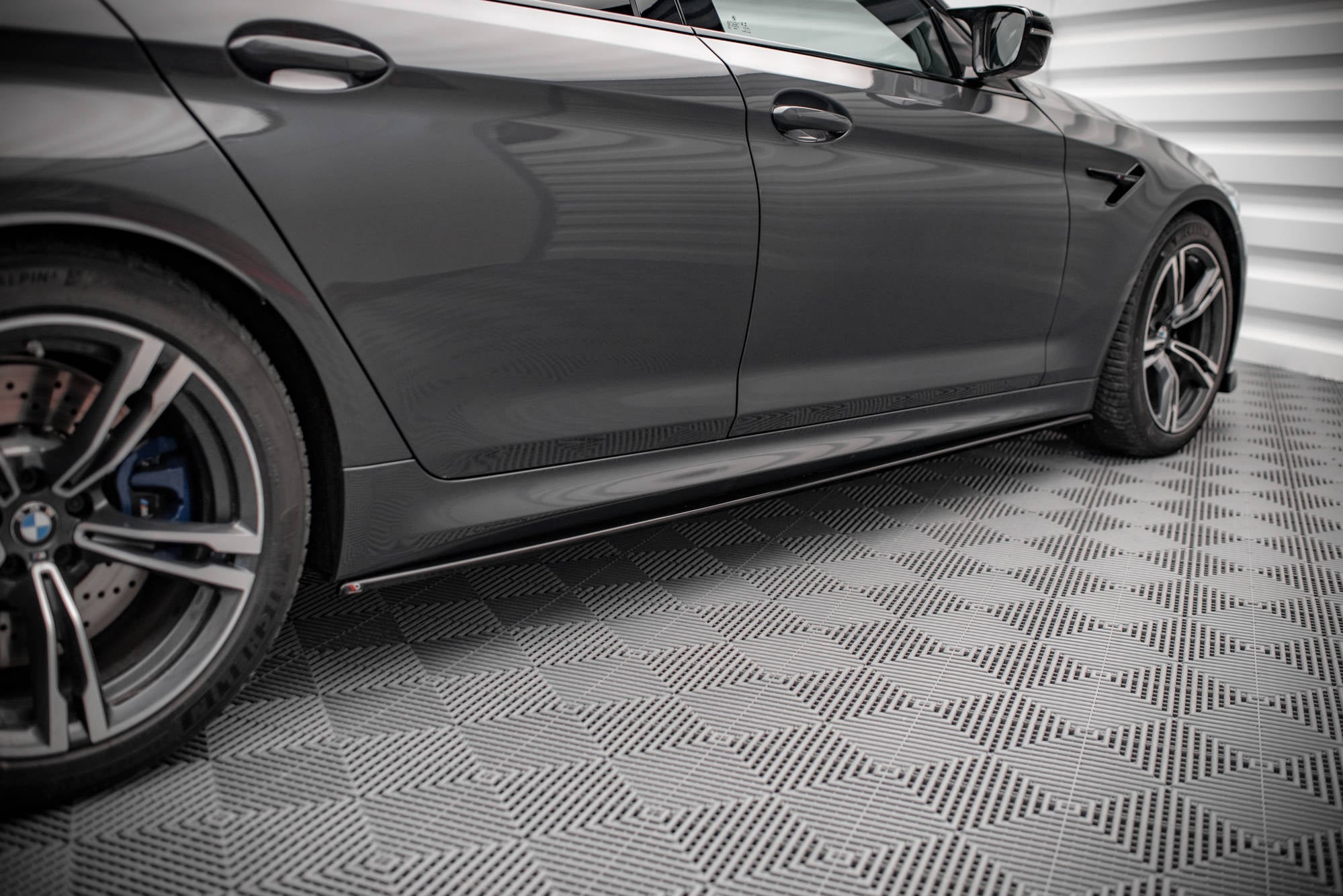 Frontspoiler Lippe, Seitenschweller, Heckdiffusor Satz BMW M5 F90 Facelift