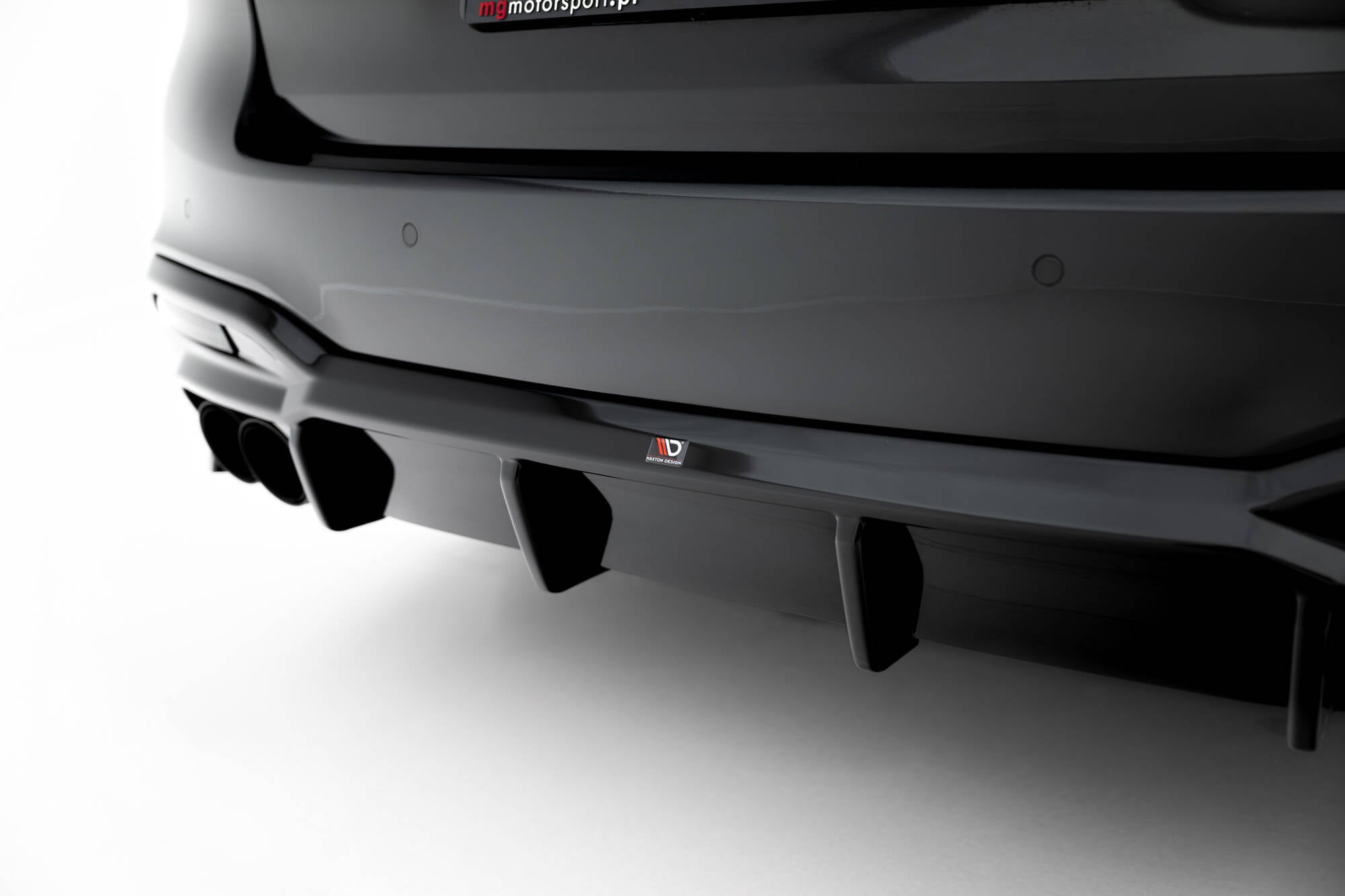 Frontspoiler Lippe, Seitenschweller und Heckdiffusor Satz BMW M550i Sedan G30