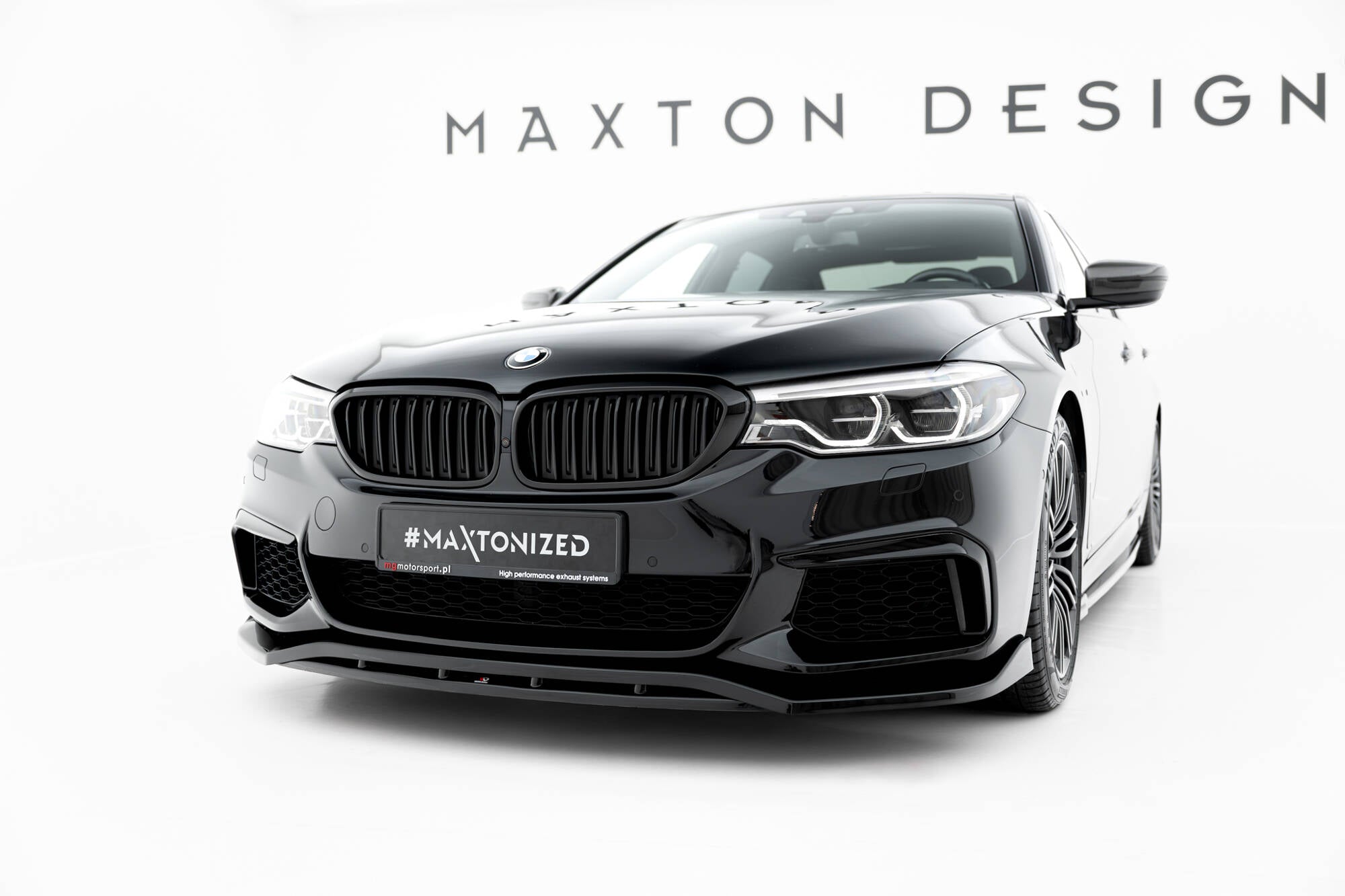 Frontspoiler Lippe, Seitenschweller und Heckdiffusor Satz BMW M550i Sedan G30