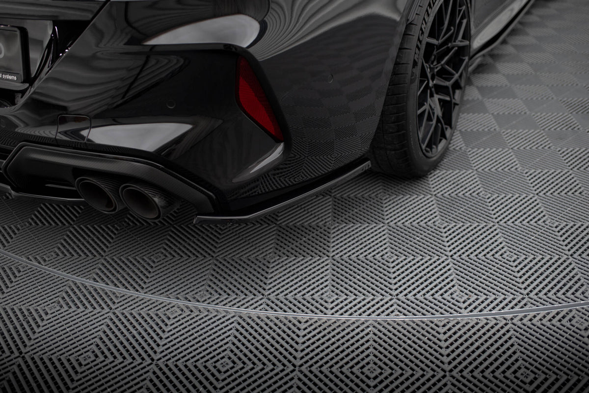 Frontspoiler Lippe, Seitenschweller, Heckdiffusor und Heckseiten Flaps BMW M8 Gran Coupe F93