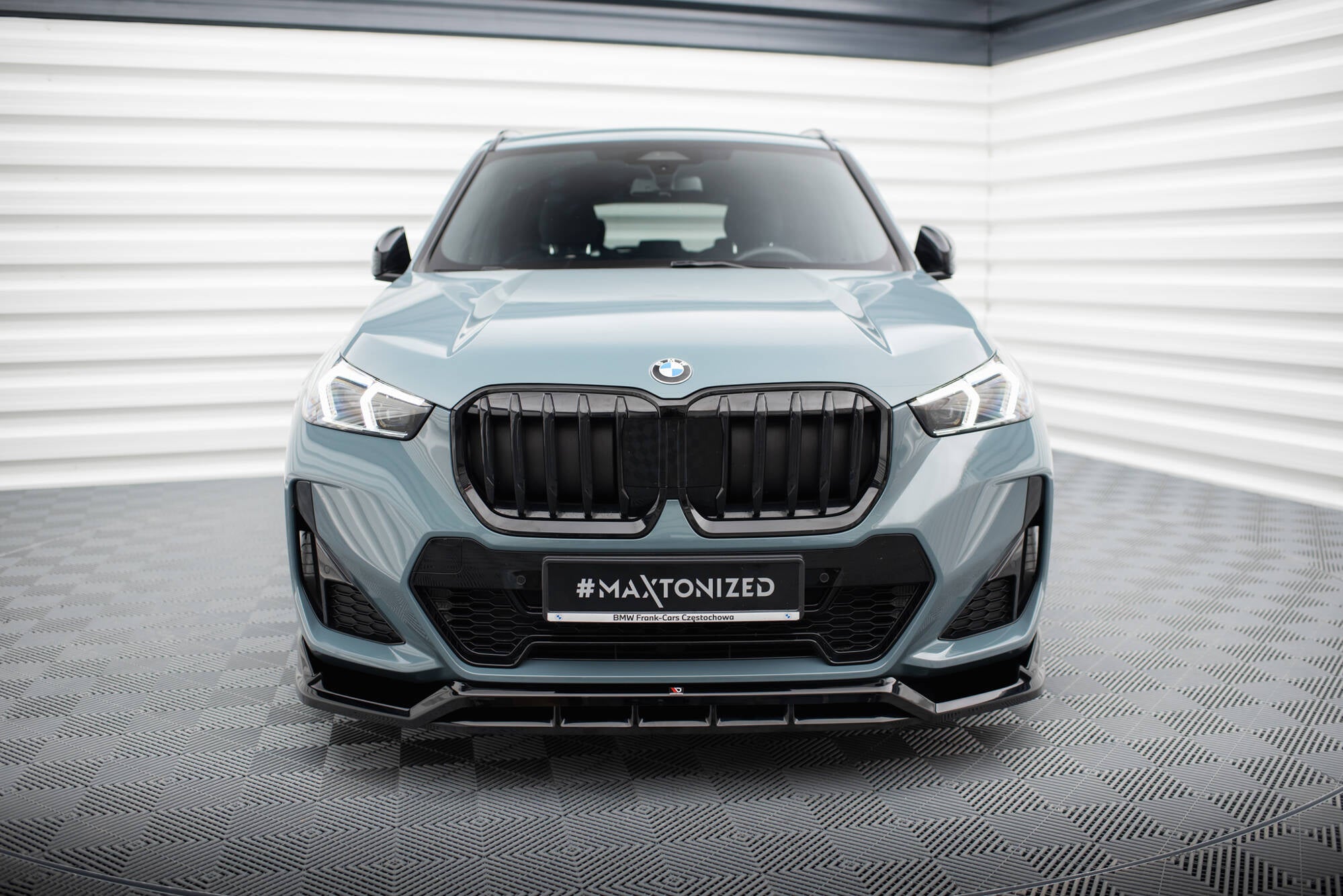 Frontspoiler Lippe, Seitenschweller und Heckdiffusor BMW X1 M-Pack U11