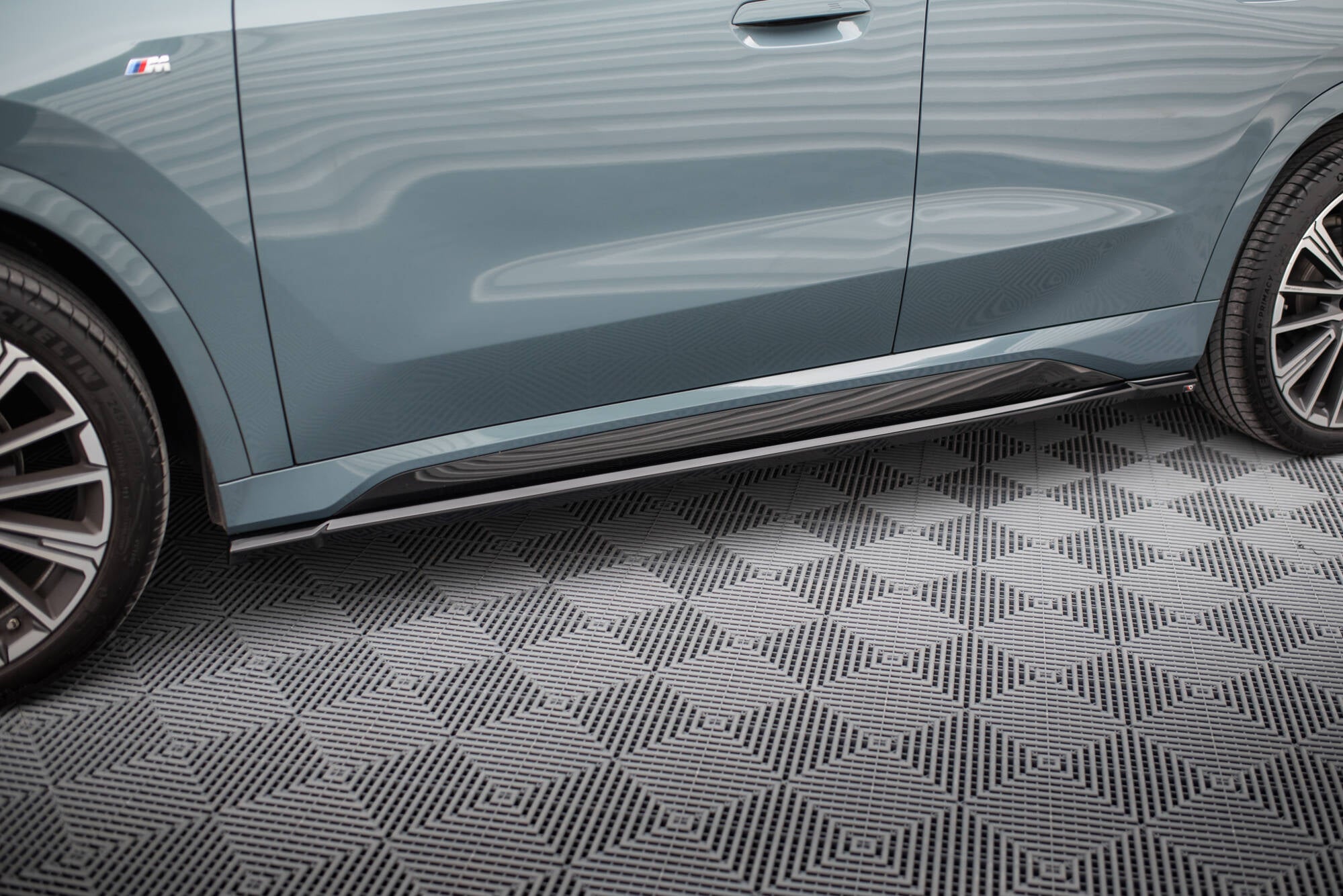 Frontspoiler Lippe, Seitenschweller und Heckdiffusor BMW X1 M-Pack U11