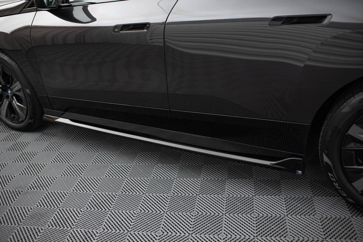 Frontspoiler Lippe, Seitenschweller und Heckdiffusor Satz BMW iX M-Pack i20