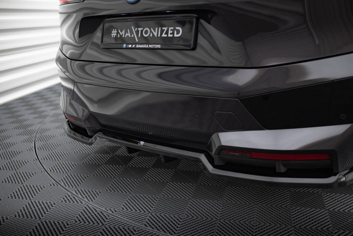 Frontspoiler Lippe, Seitenschweller und Heckdiffusor Satz BMW iX M-Pack i20