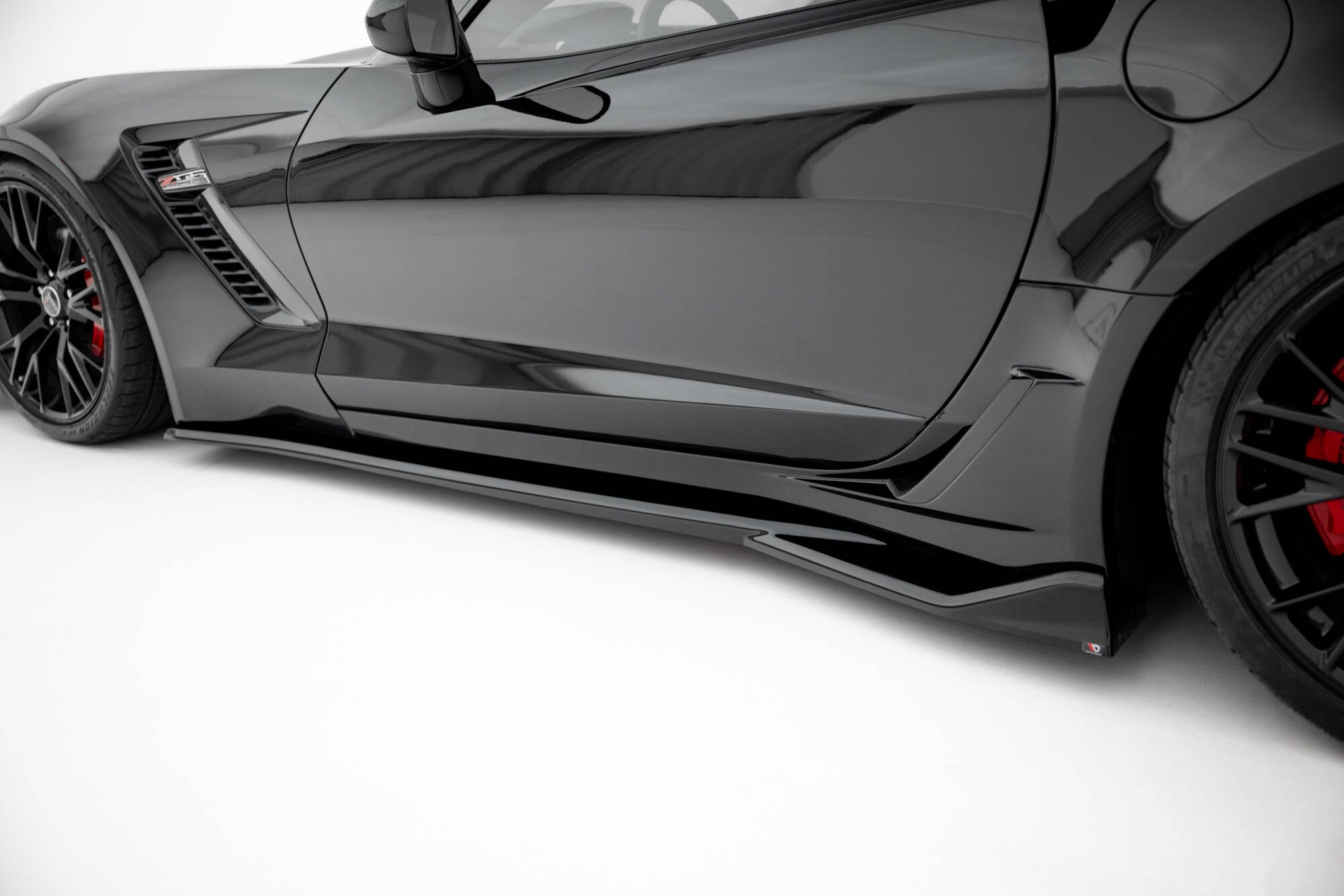 Frontspoiler Lippe, Seitenschweller, Heckdiffusor Chevrolet Corvette Z06 C7
