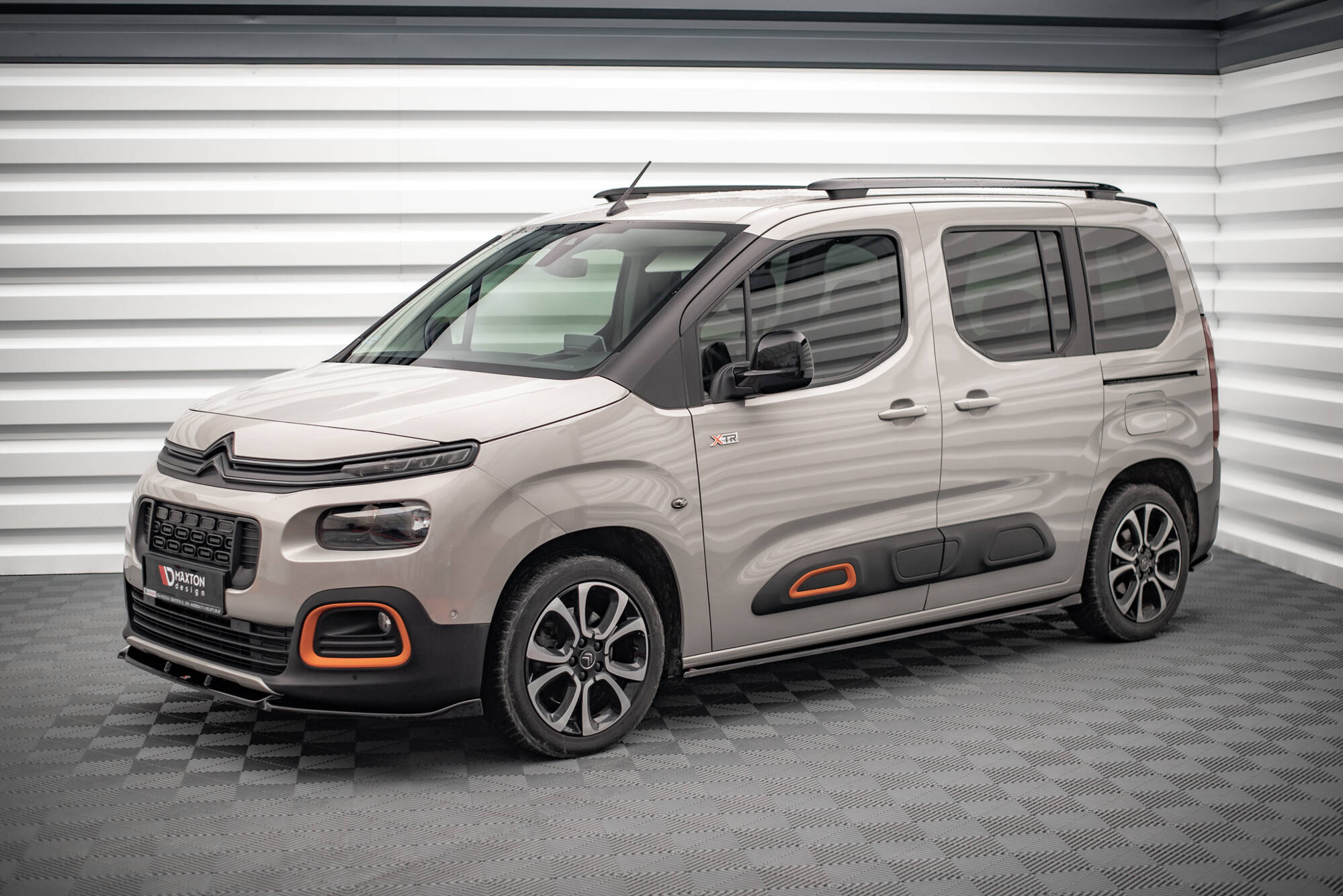 Frontspoiler Lippe, Seitenschweller und Heckdiffusor Citroen Berlingo Mk3