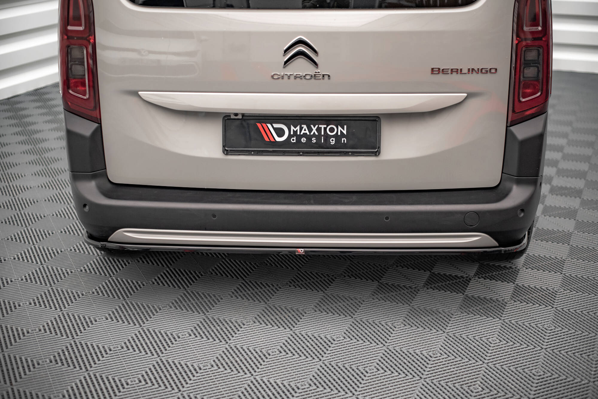 Frontspoiler Lippe, Seitenschweller und Heckdiffusor Citroen Berlingo Mk3