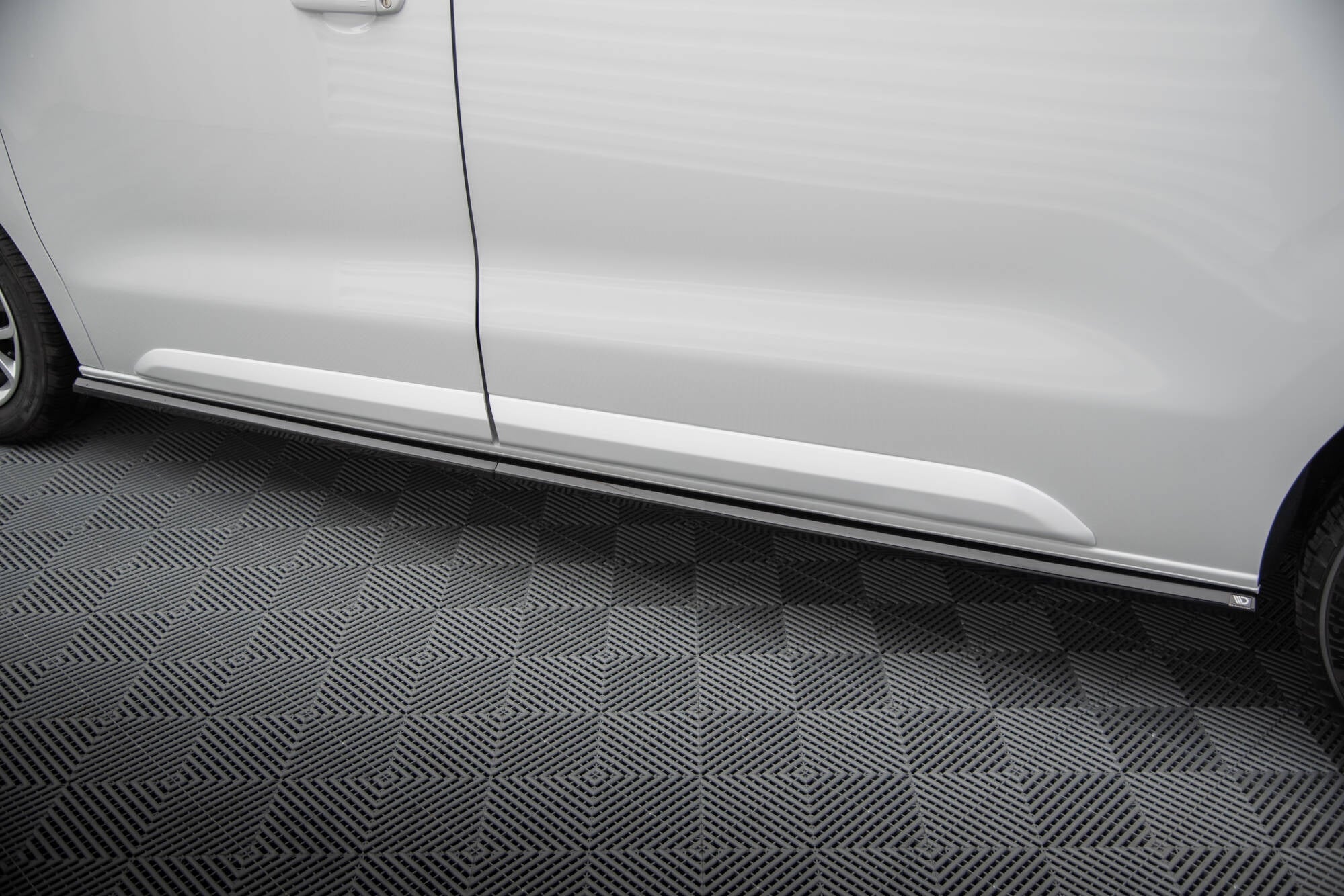 Frontspoiler Lippe Citroen Jumpy L3 Mk3