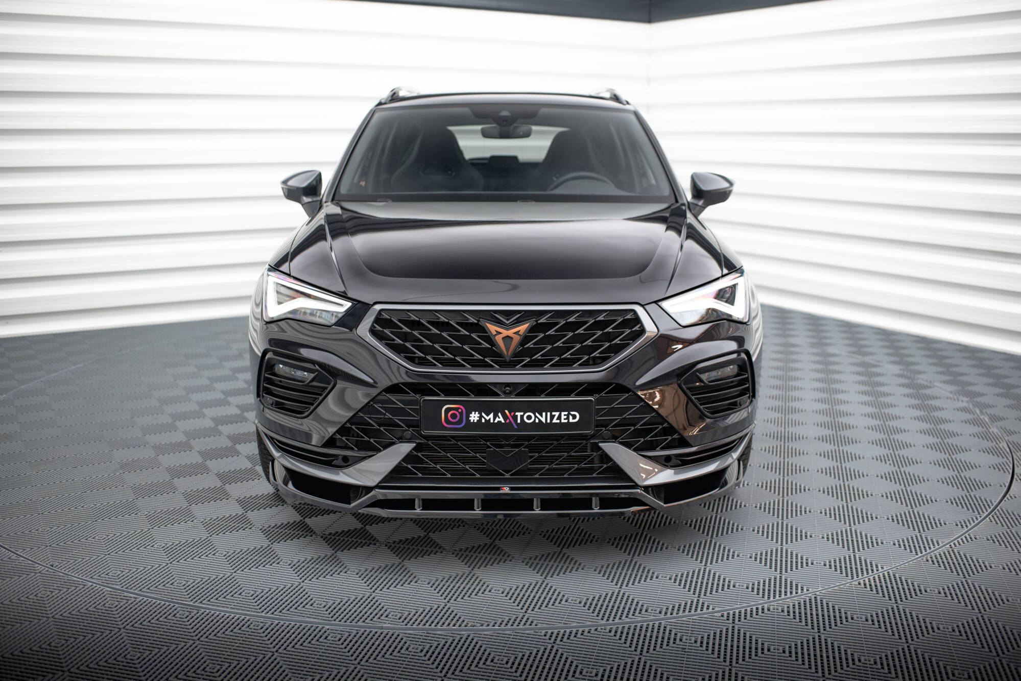 Frontspoiler Lippe, Seitenschweller, Heckdiffusor und Heckseiten Flaps Cupra Ateca Mk1 Facelift