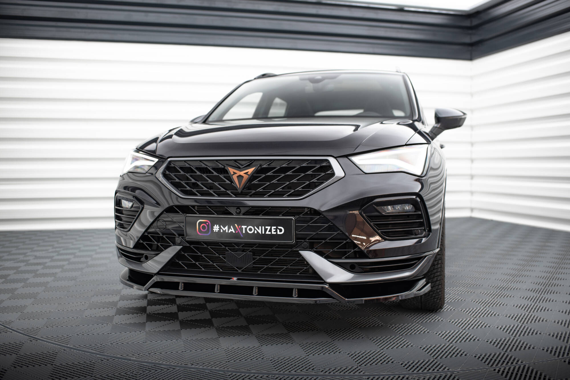 Frontspoiler Lippe, Seitenschweller, Heckdiffusor und Heckseiten Flaps Cupra Ateca Mk1 Facelift