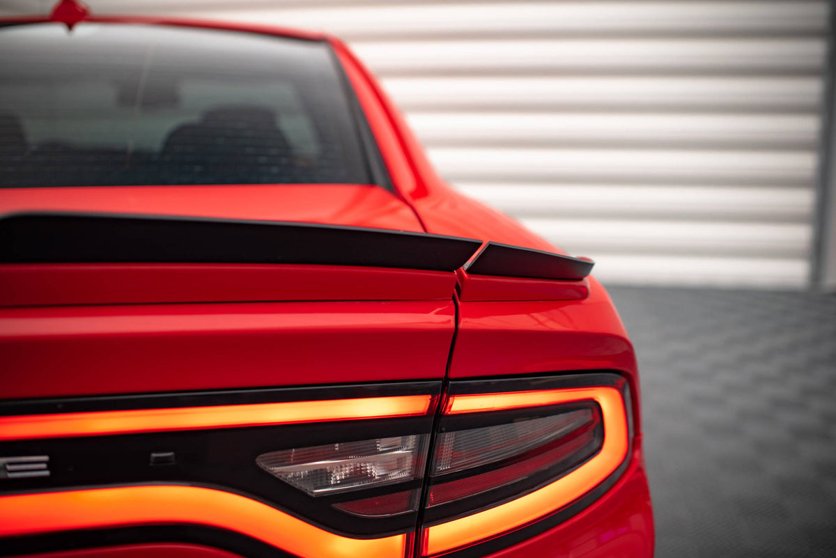 Frontspoiler Lippe, Seitenschweller und Heckdiffusor Dodge Charger RT Mk7 Facelift