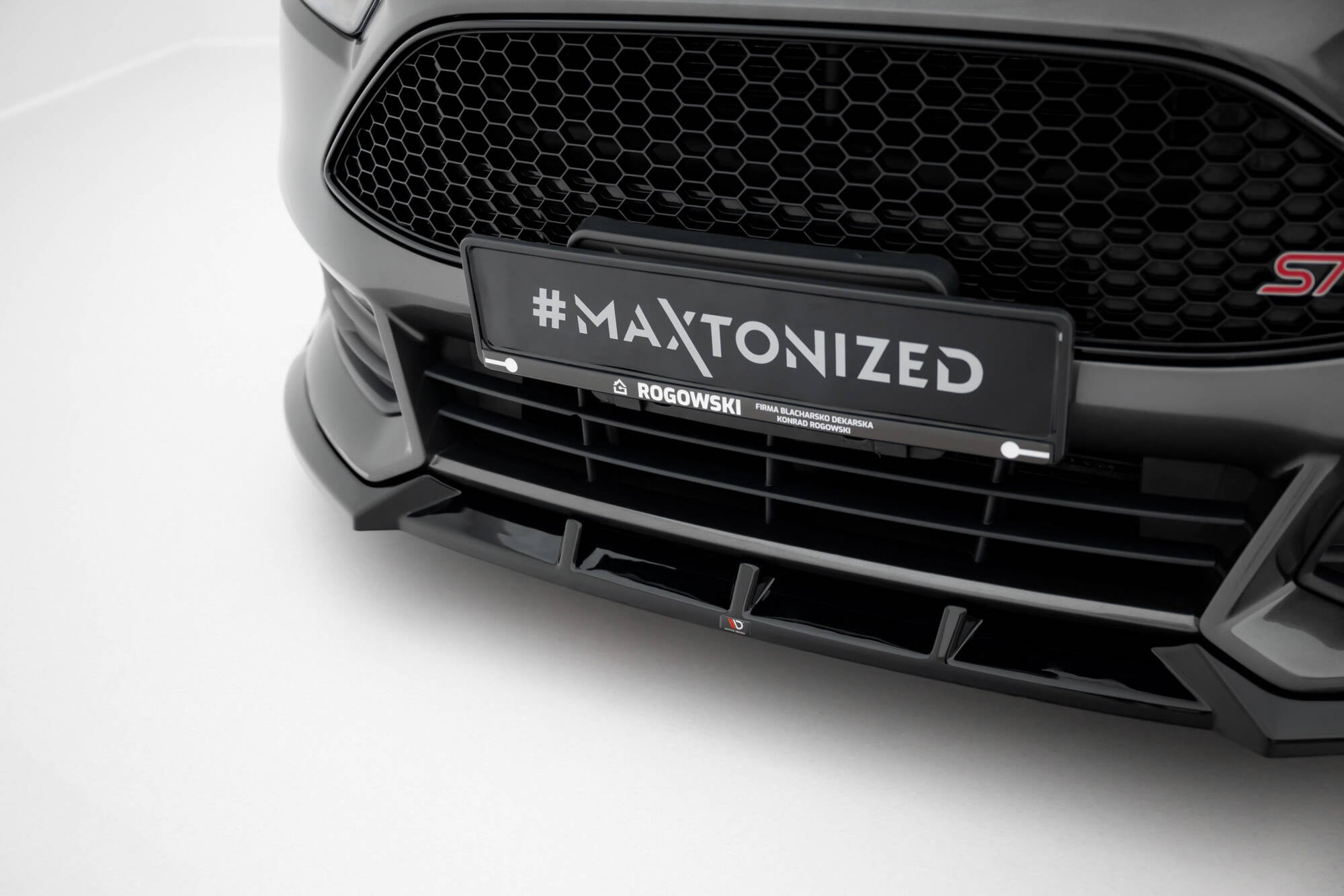 Frontspoiler Lippe, Seitenschweller, Heckdiffusor Ford Focus ST Mk3 Facelift