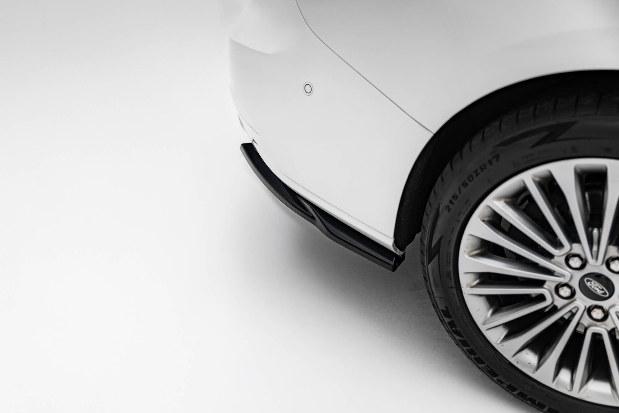 Frontspoiler Lippe Ford Focus Vignale Estate Mk4