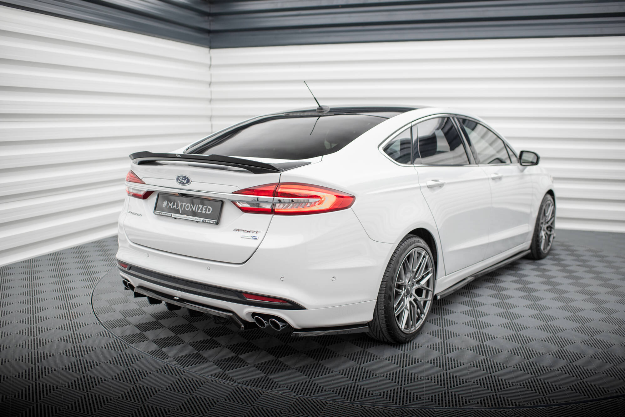 Frontspoiler Lippe & Seitenschweller & Heckdiffusor Ford Mondeo Sport Mk5 Facelift