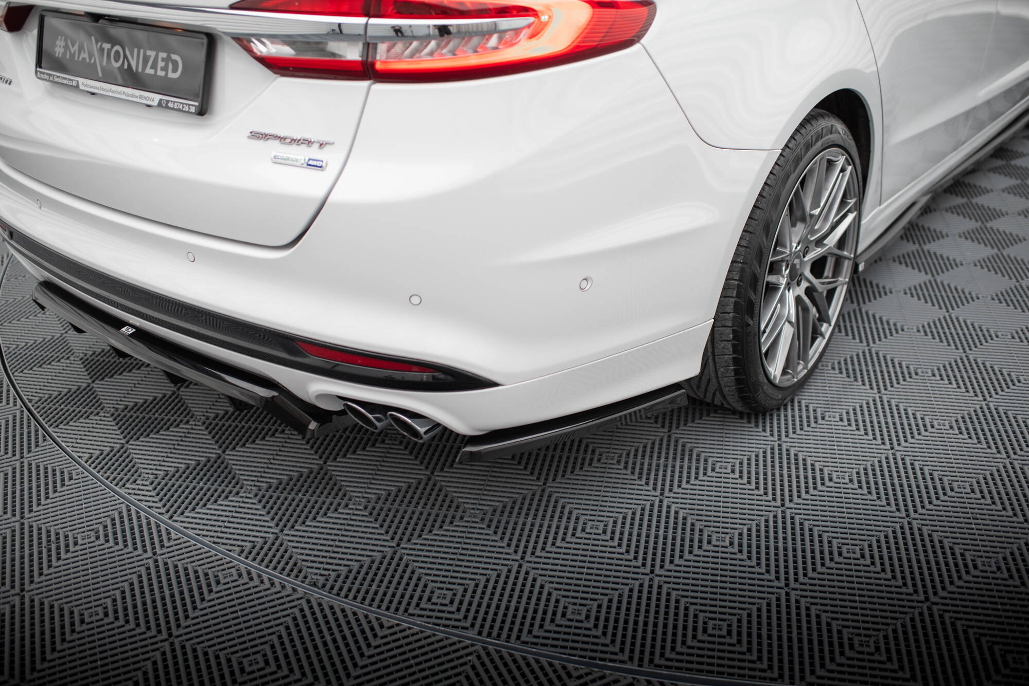 Frontspoiler Lippe & Seitenschweller & Heckdiffusor Ford Mondeo Sport Mk5 Facelift